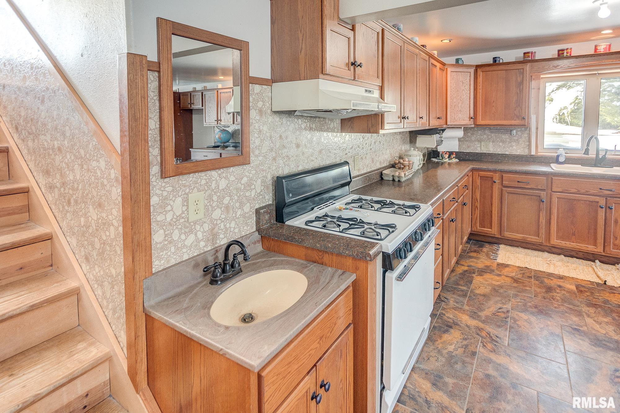 1548 Koehn Road, Ava, Illinois image 39