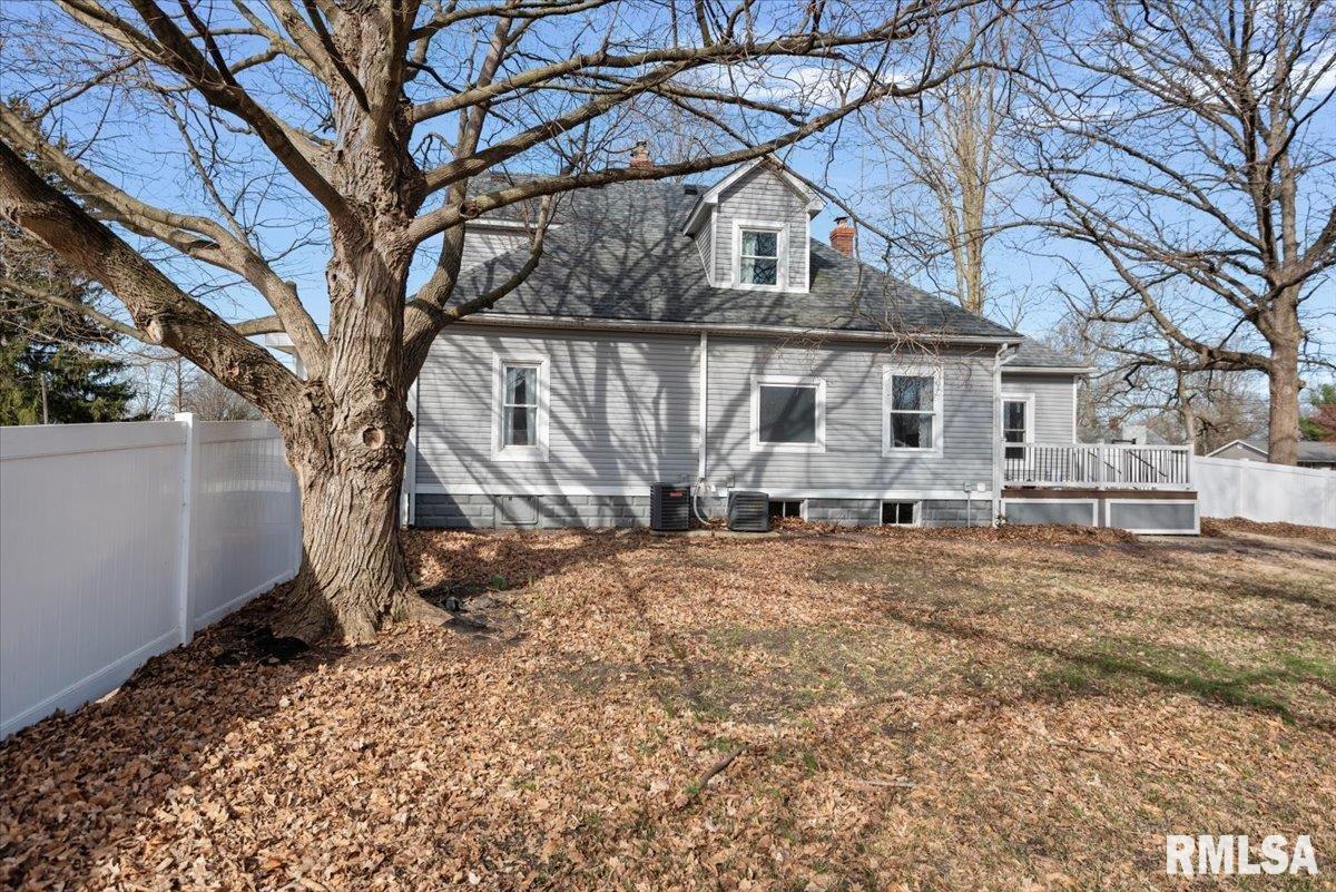 603 E Hauser Street, Litchfield, Illinois image 38