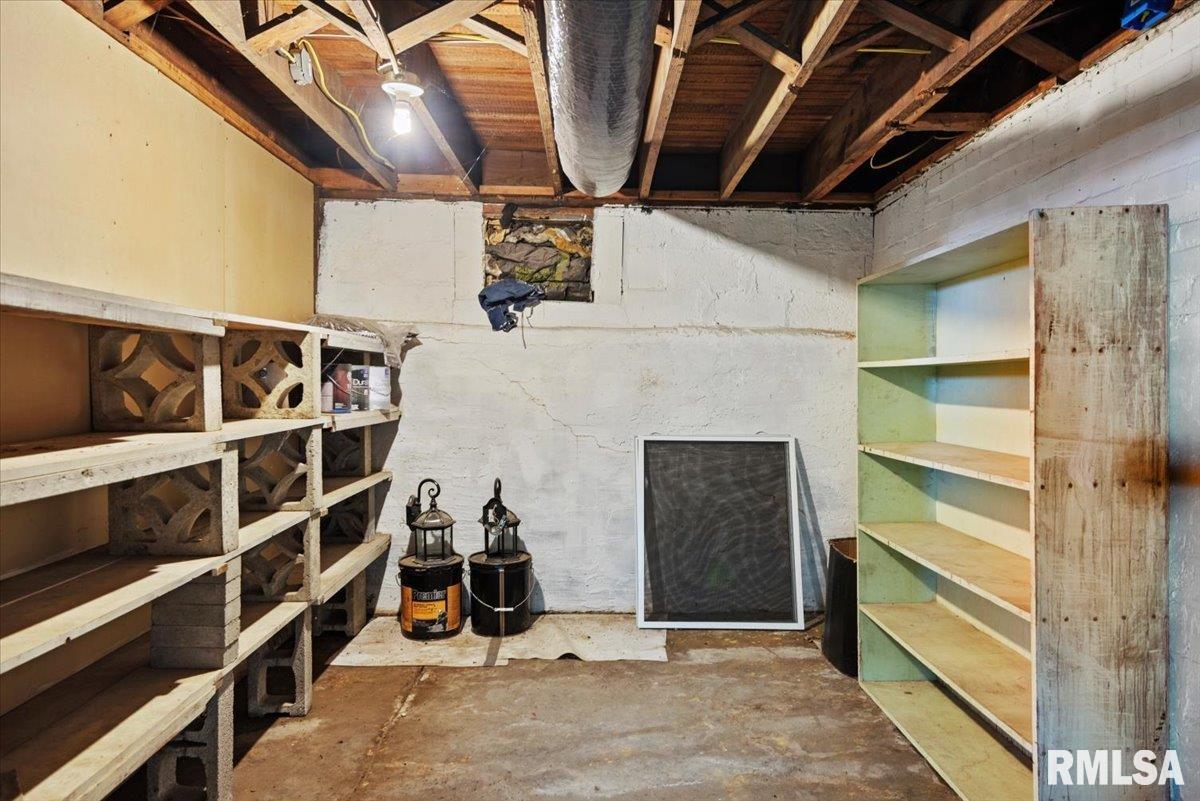 603 E Hauser Street, Litchfield, Illinois image 36