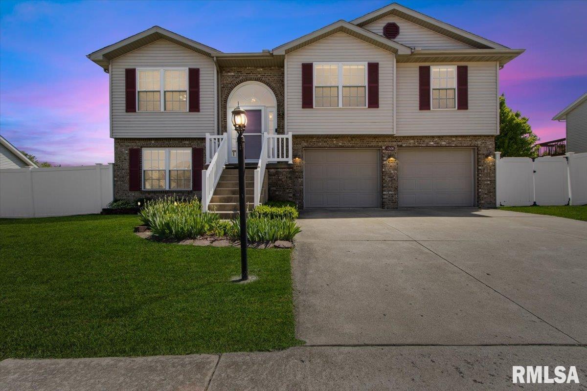 1206 White Horse Trail, Metamora, Illinois image 5