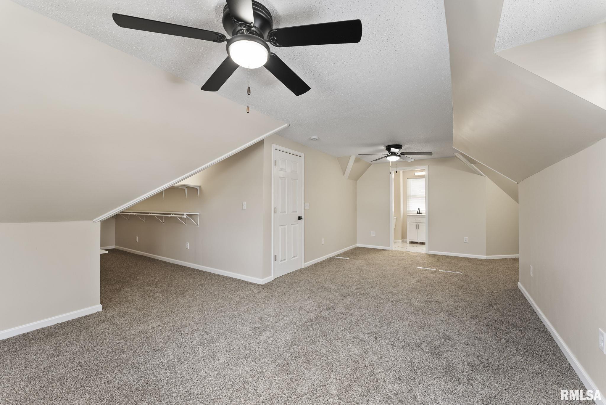 2615 E Locust Street, Davenport, Iowa image 18
