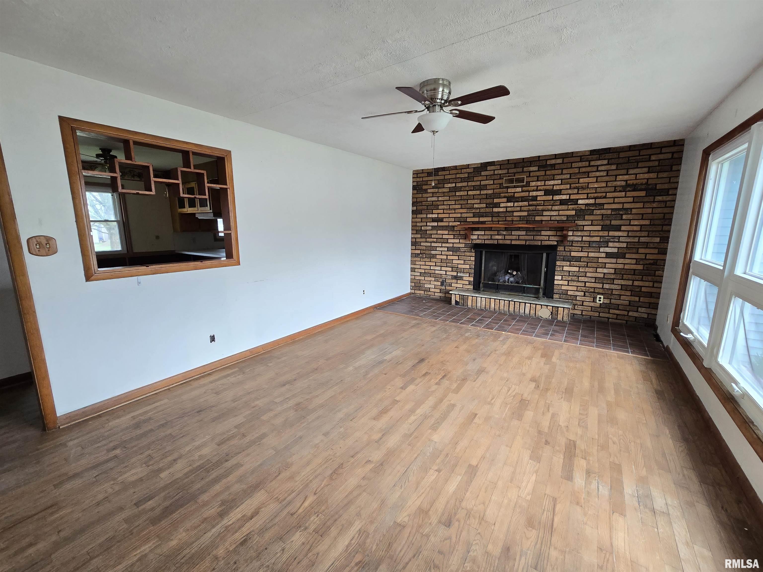 278 E Jackson Street, Ashley, Illinois image 6