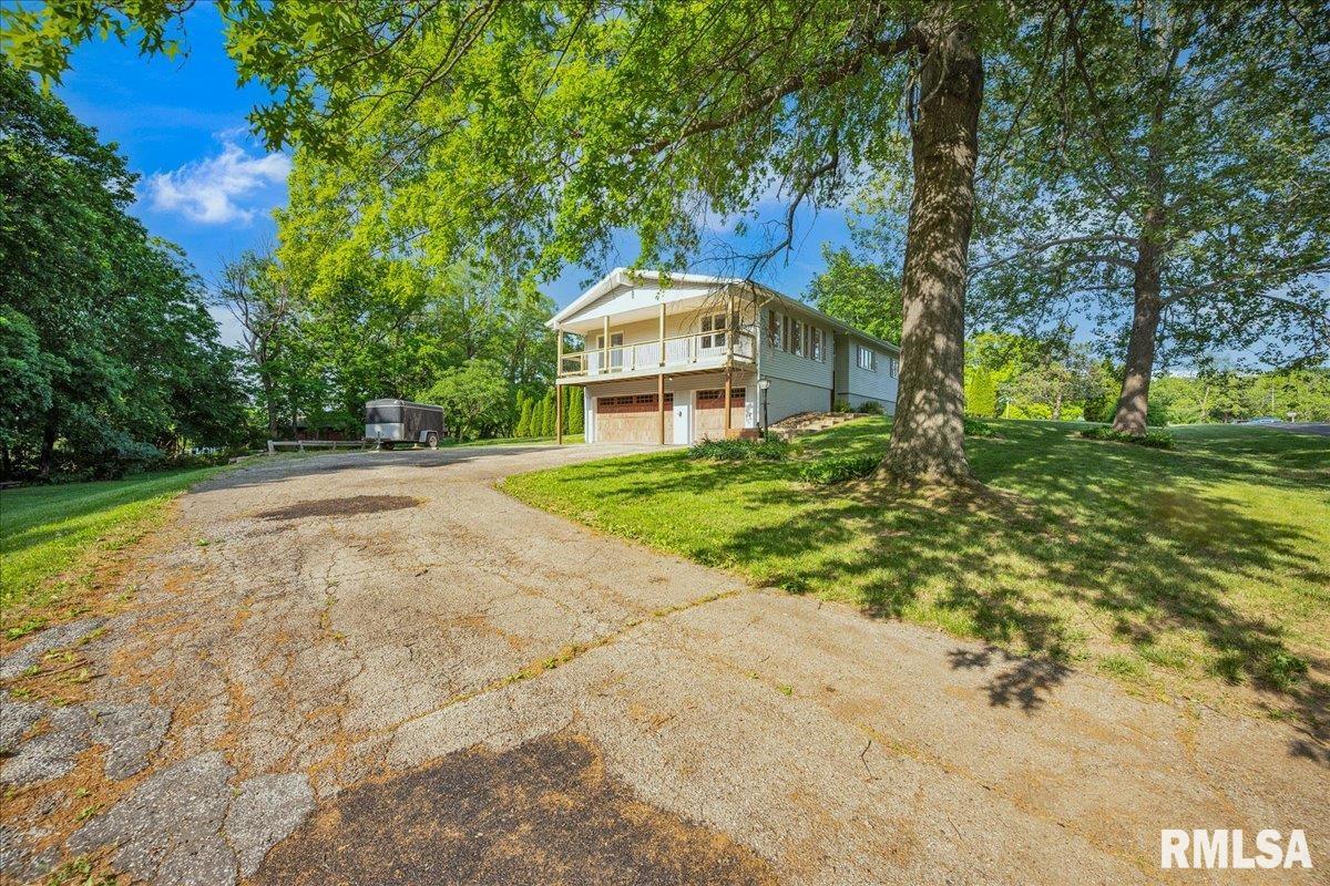 202 E Sunset Way, East Peoria, Illinois image 3