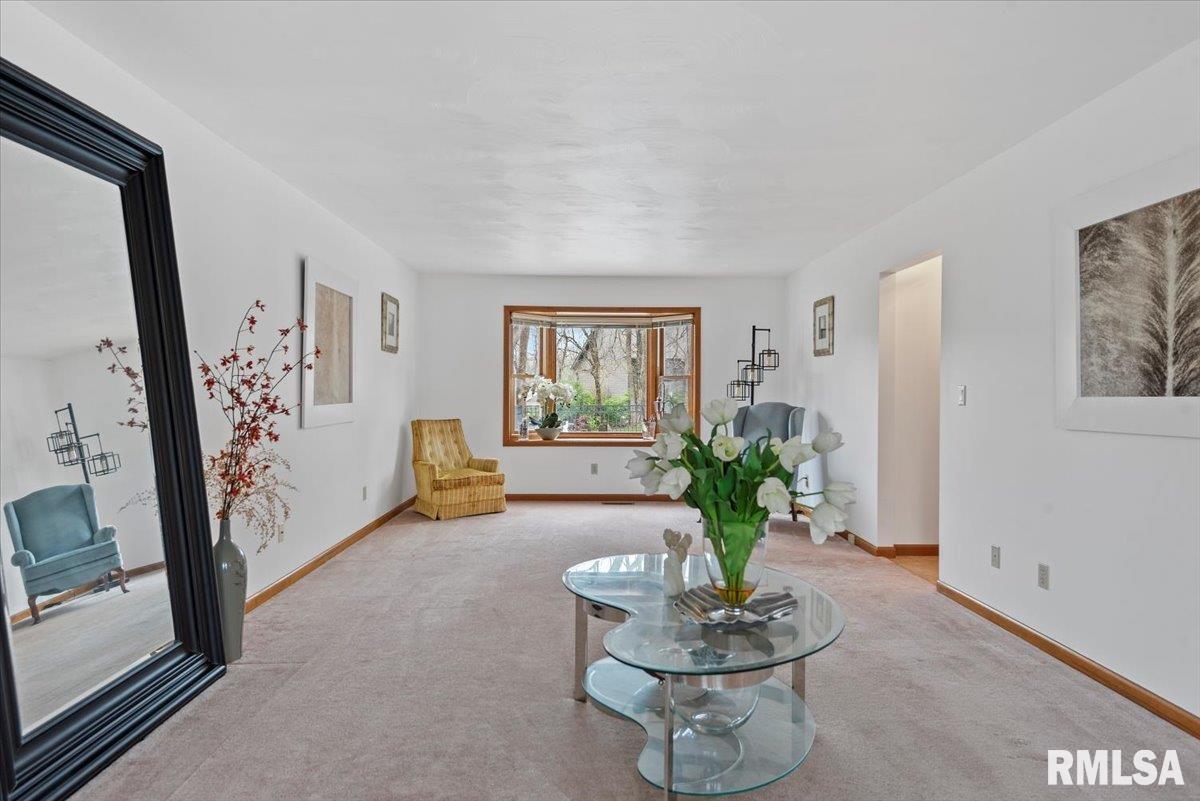 505 Tecumseh Trail, Springfield, Illinois image 6