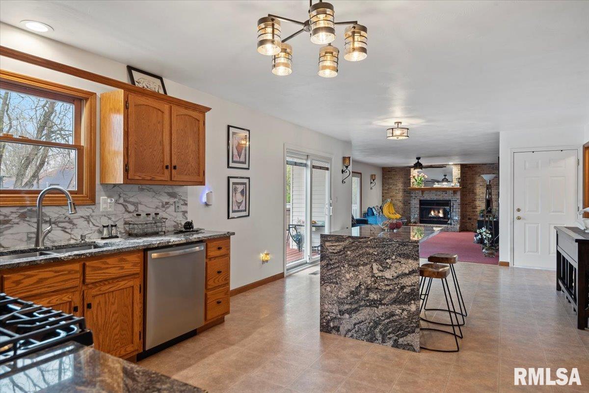 505 Tecumseh Trail, Springfield, Illinois image 10