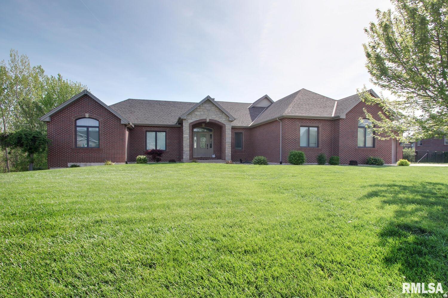 1121 Timber View Terrace, Quincy, Illinois image 1