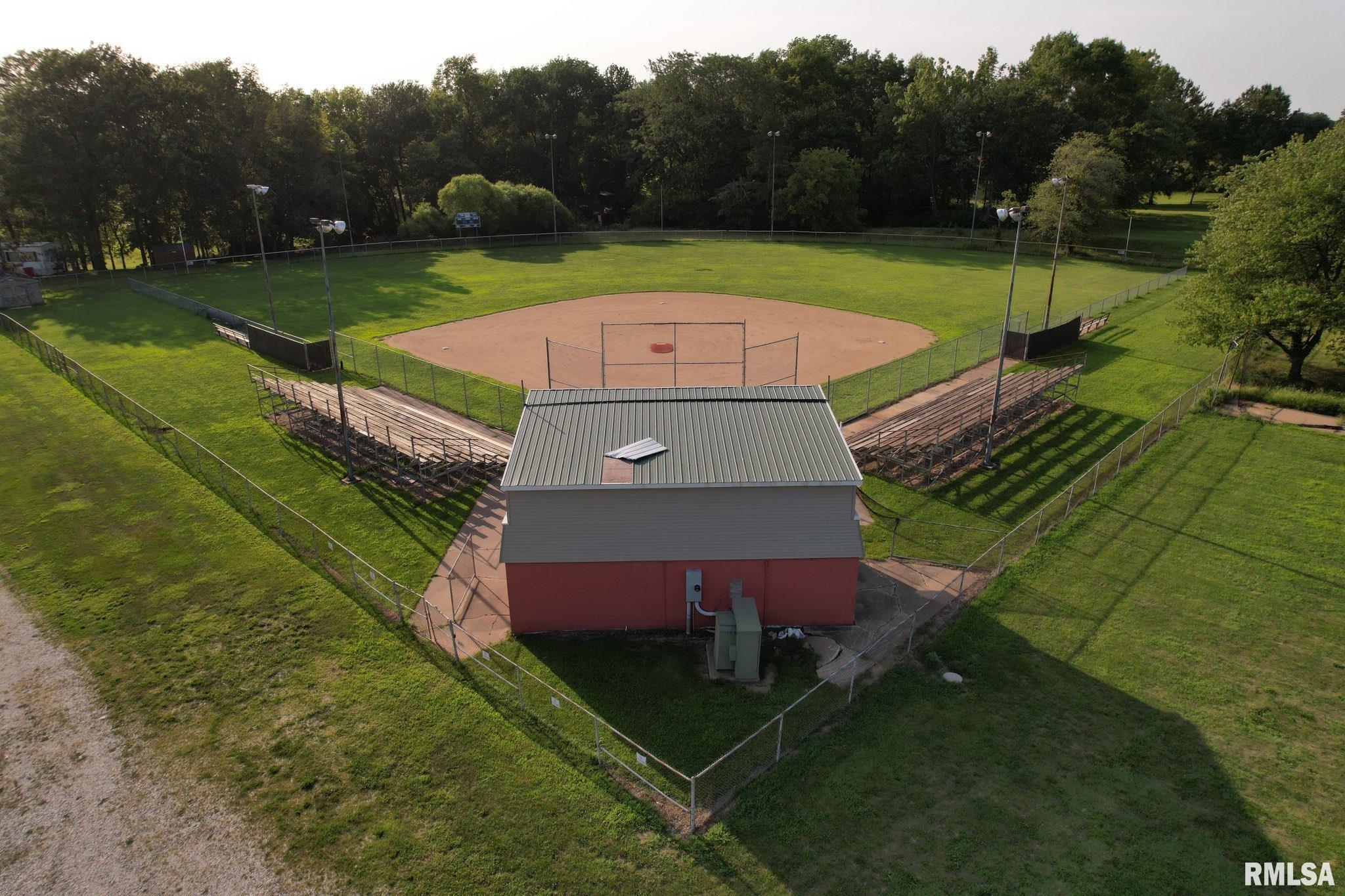 1021 Einhaus Lane, Quincy, Illinois image 3