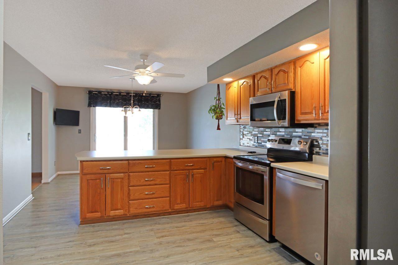 3002 Bluff Ridge Drive, Quincy, Illinois image 5