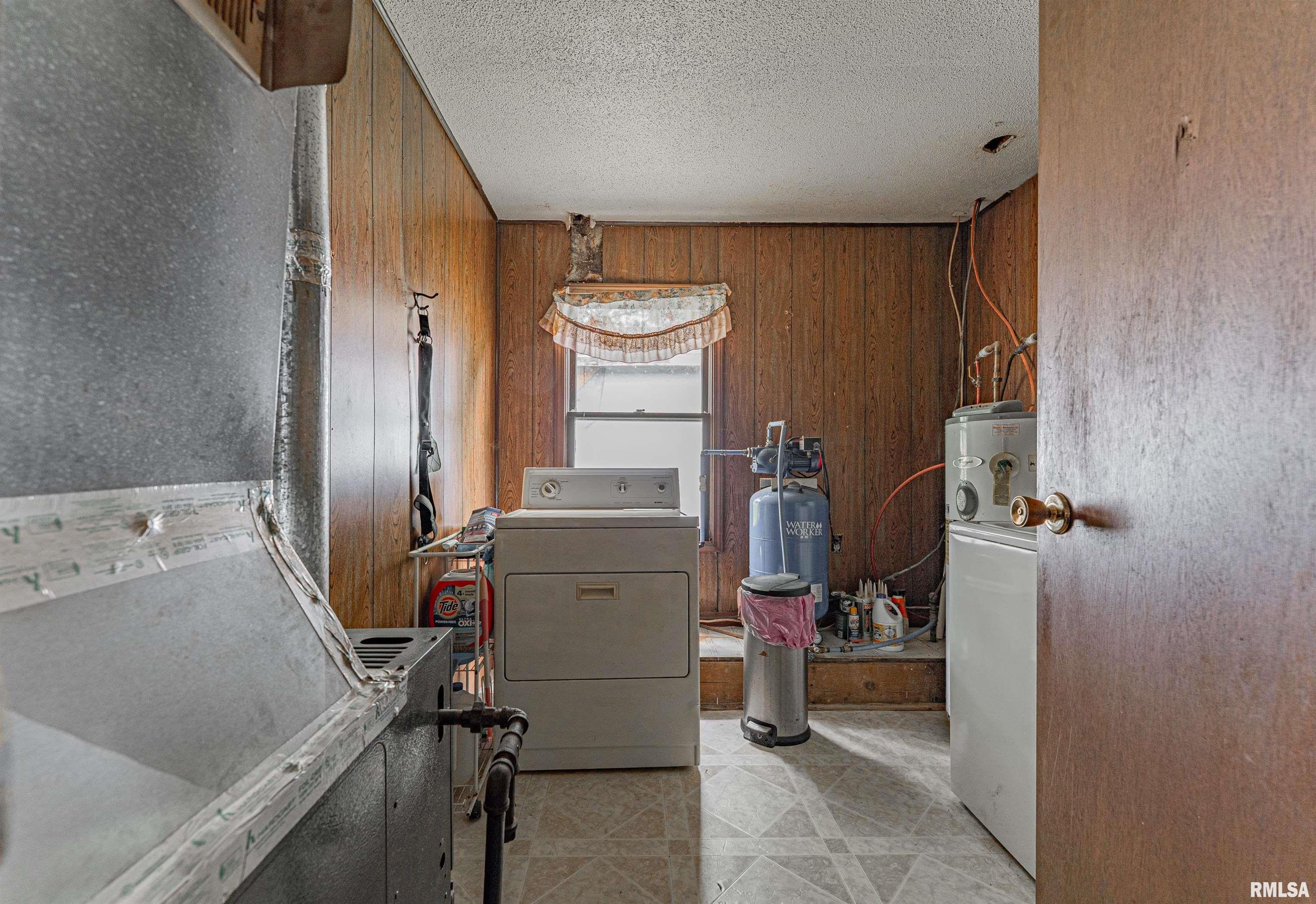 204 Mulberry Street, Lake Fork, Illinois image 10