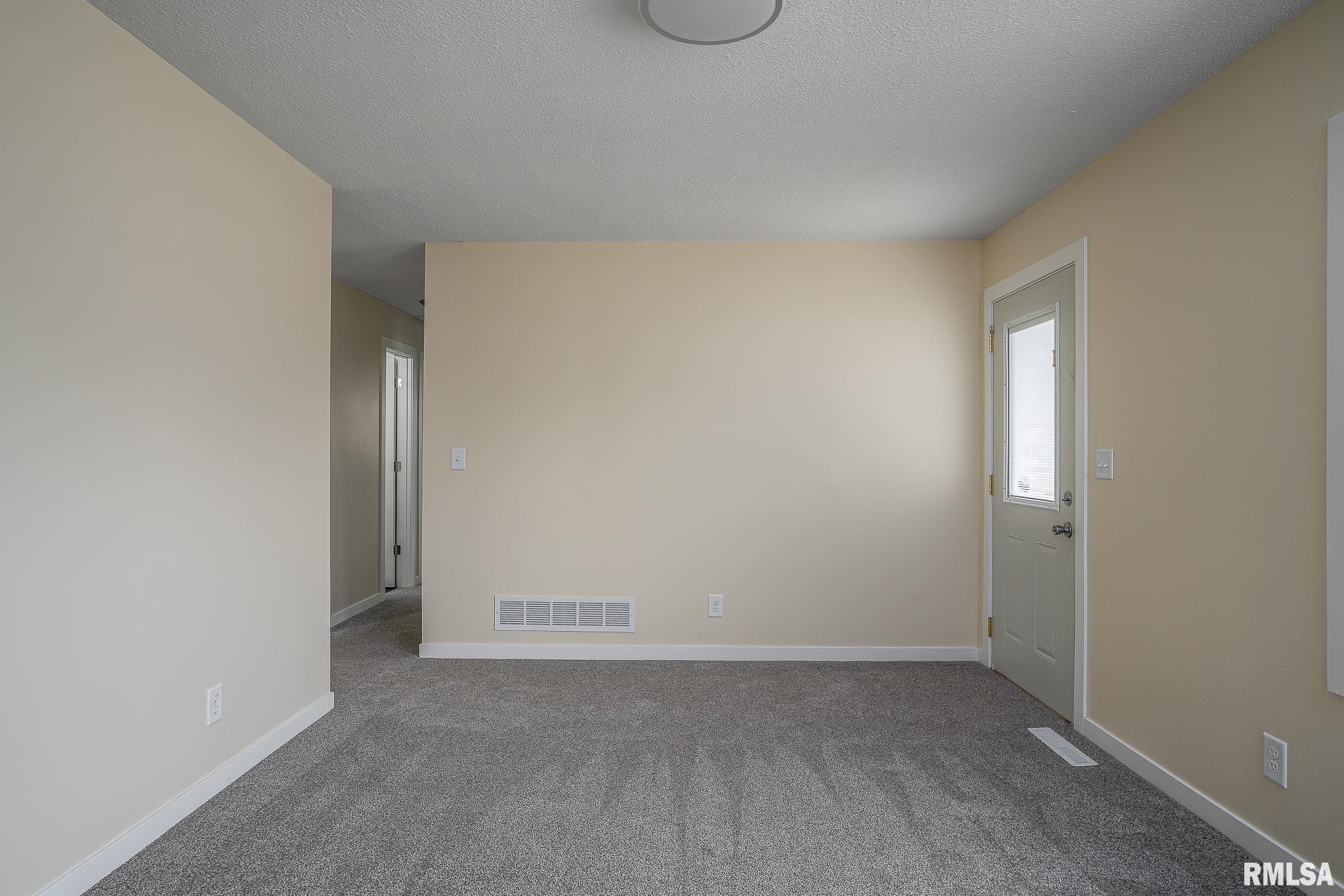 1729 Welshire Drive, Davenport, Iowa image 11