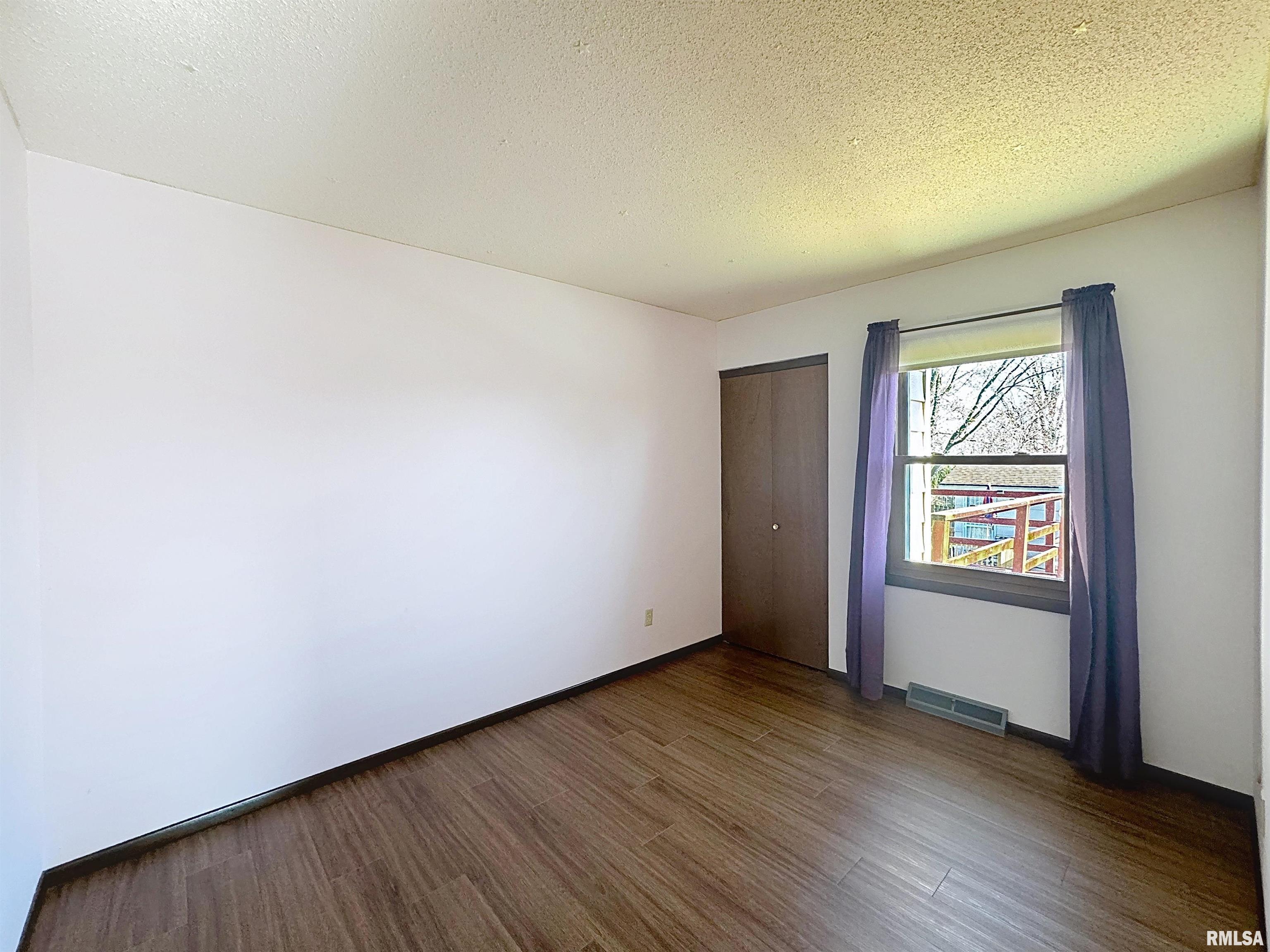 3106 Covington Drive, Davenport, Iowa image 12