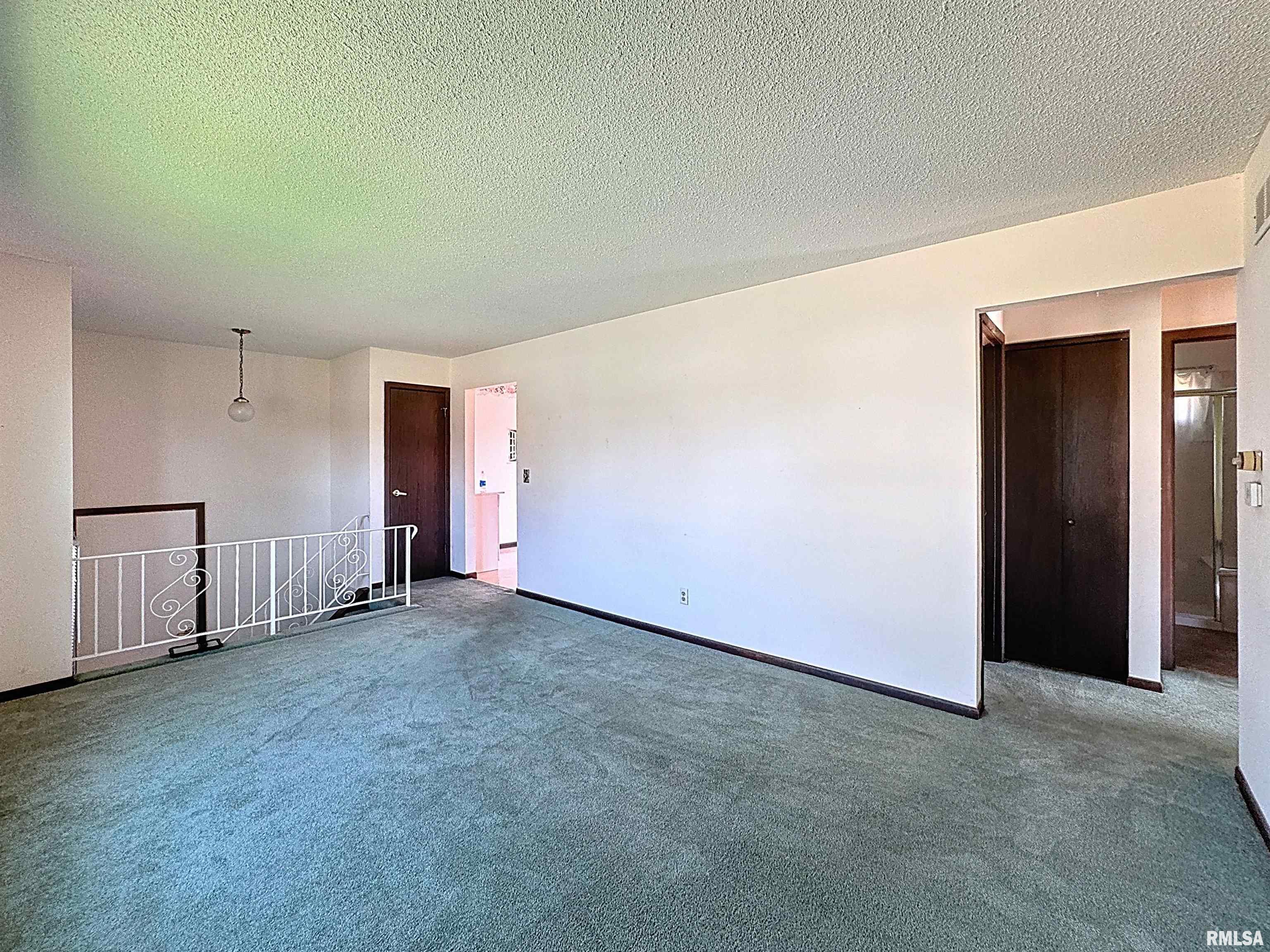 3106 Covington Drive, Davenport, Iowa image 5