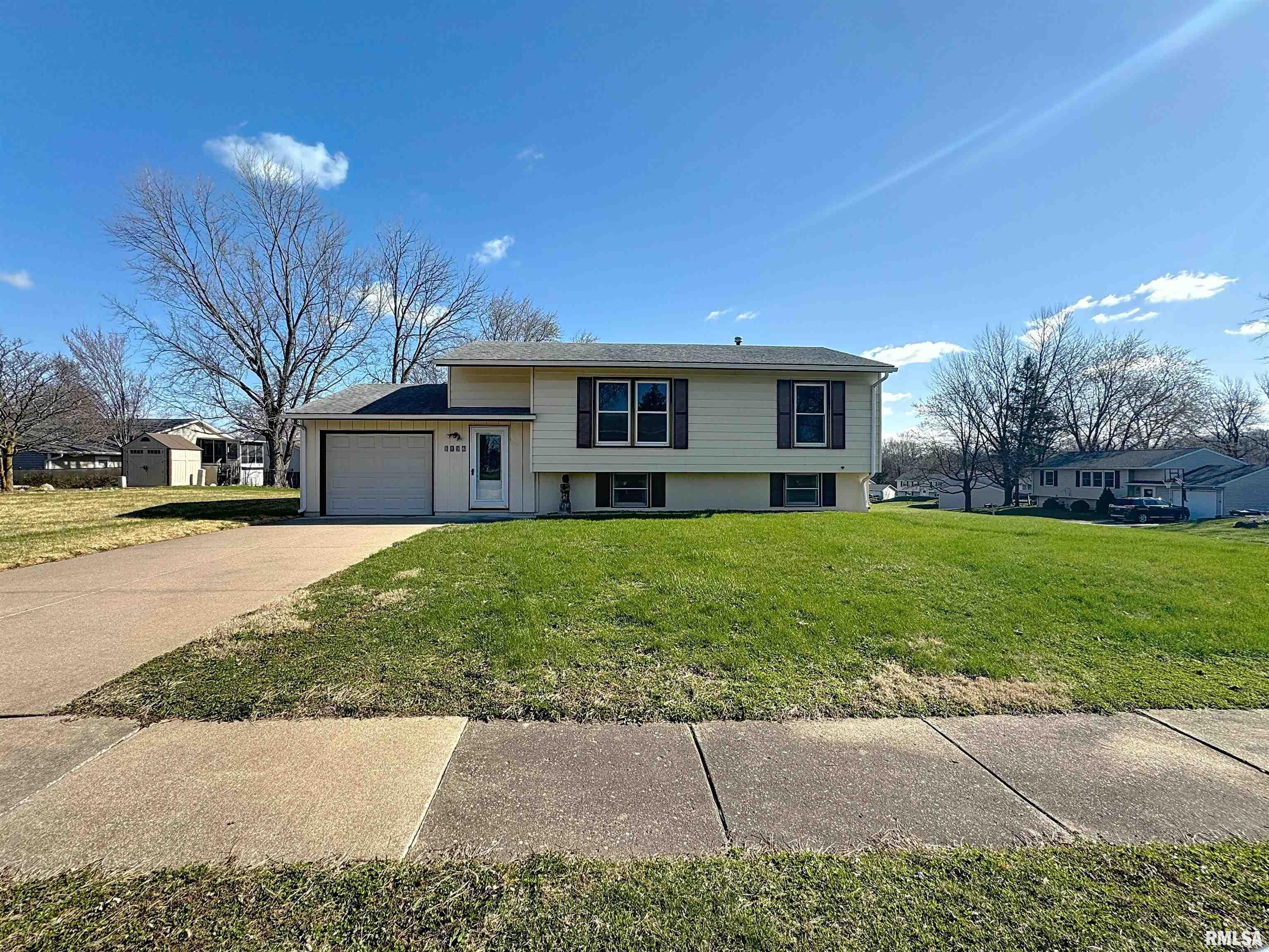 3106 Covington Drive, Davenport, Iowa image 1