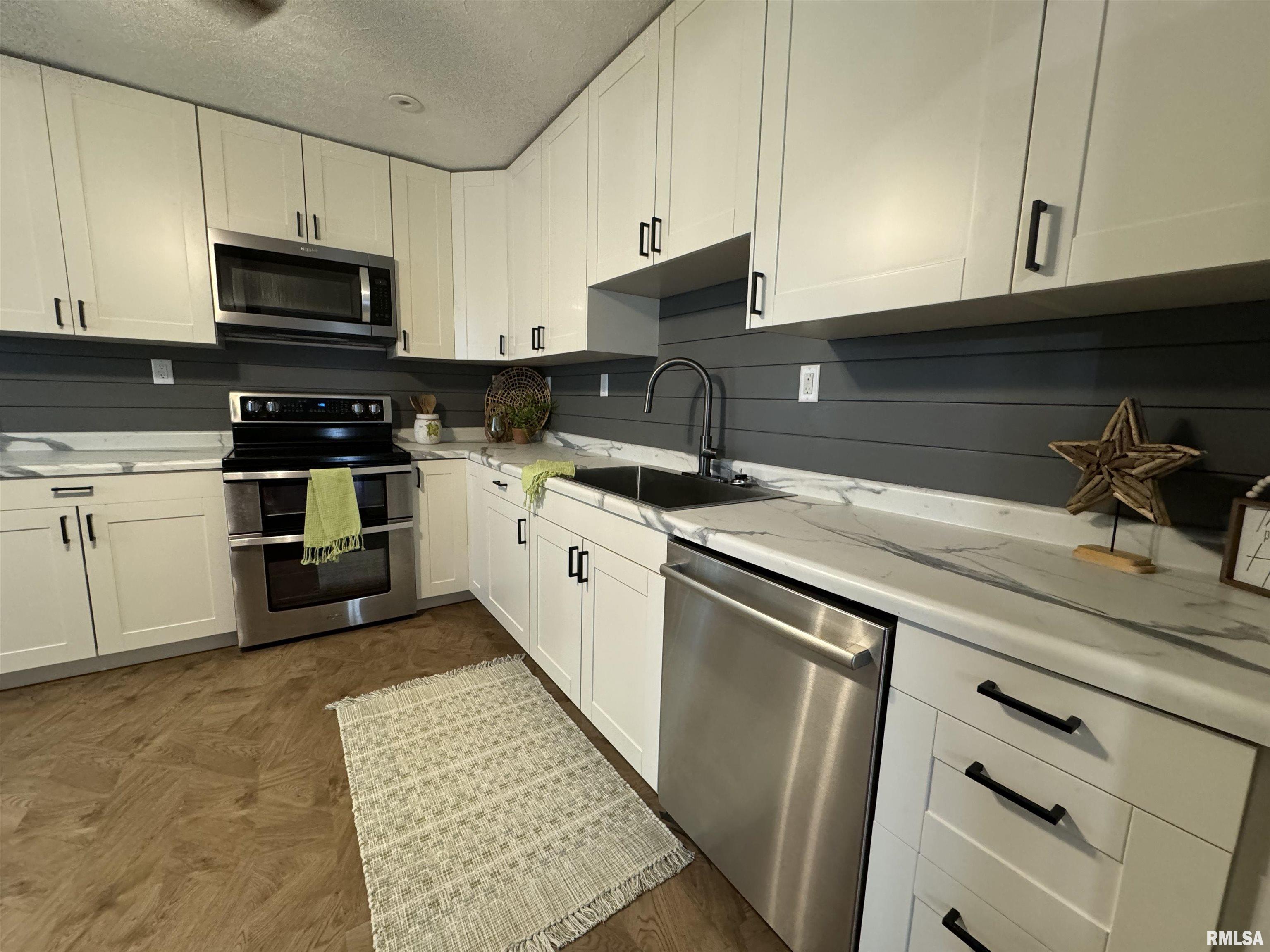 204 SW 12th Street, Aledo, Illinois image 13