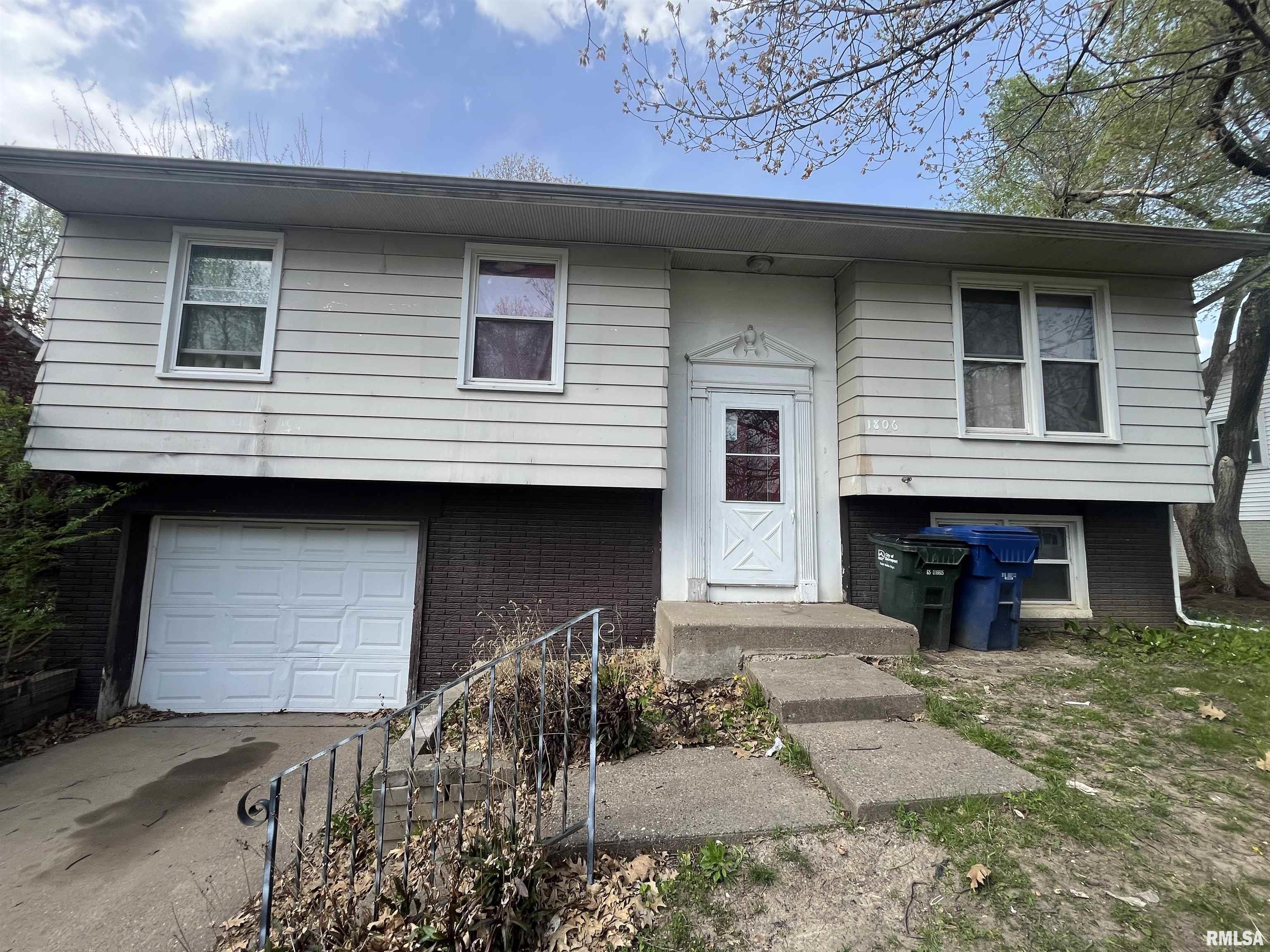 1806 Valley Drive, Davenport, Iowa image 4