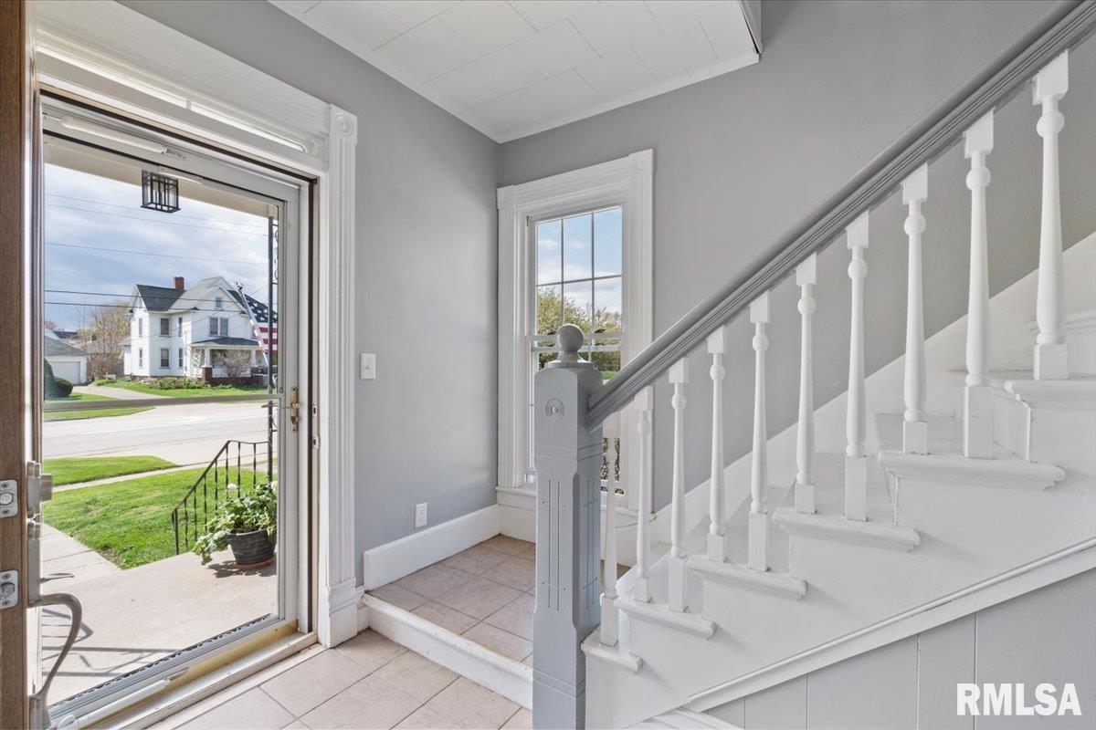 608 S Oakwood Avenue, Geneseo, Illinois image 4