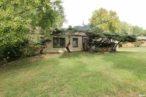 Homes For Sale - 621 N Stewart Street<br/> Creve Coeur, IL 61610