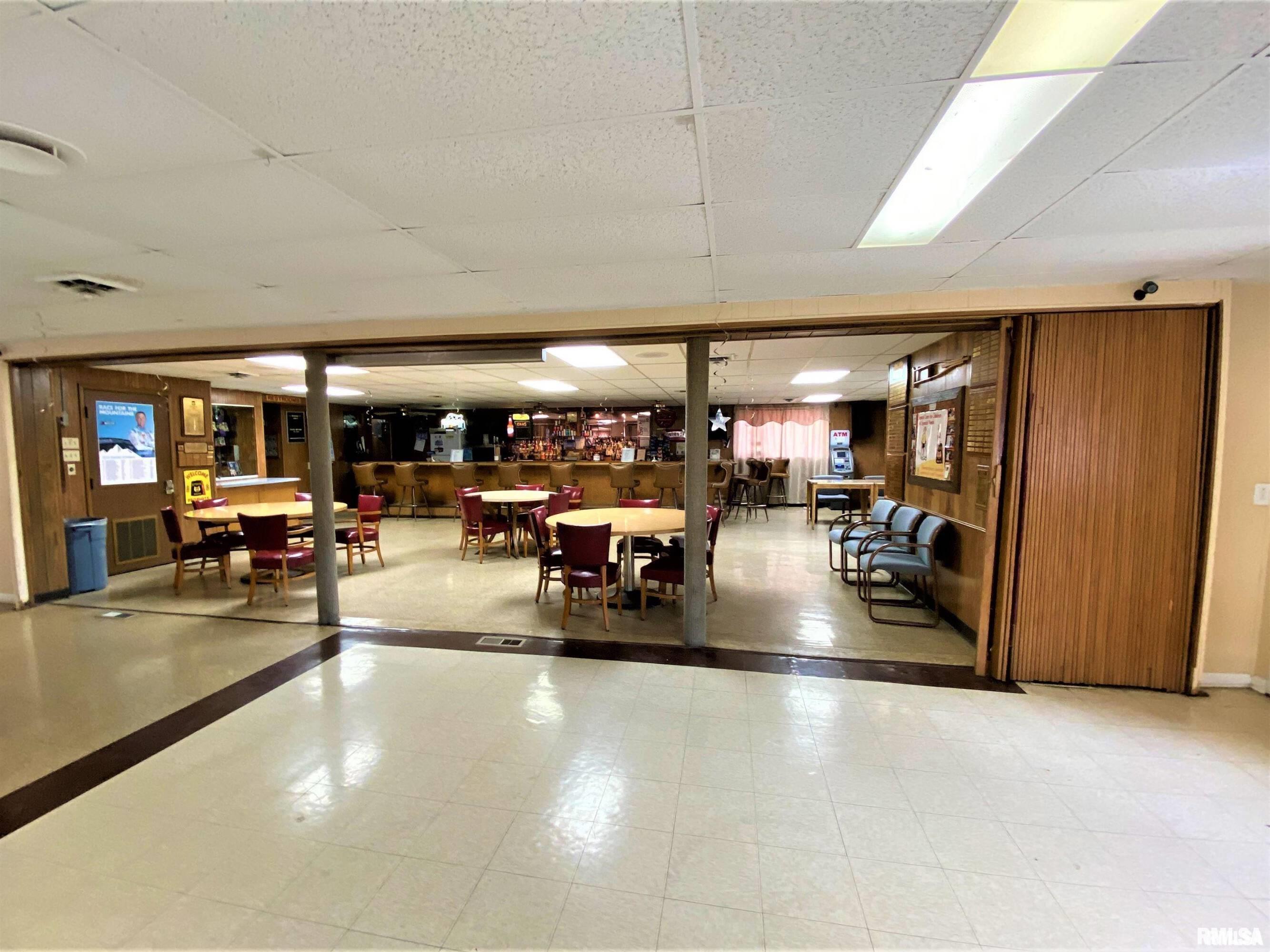 1839 1/2 Highview Road, East Peoria, Illinois image 10