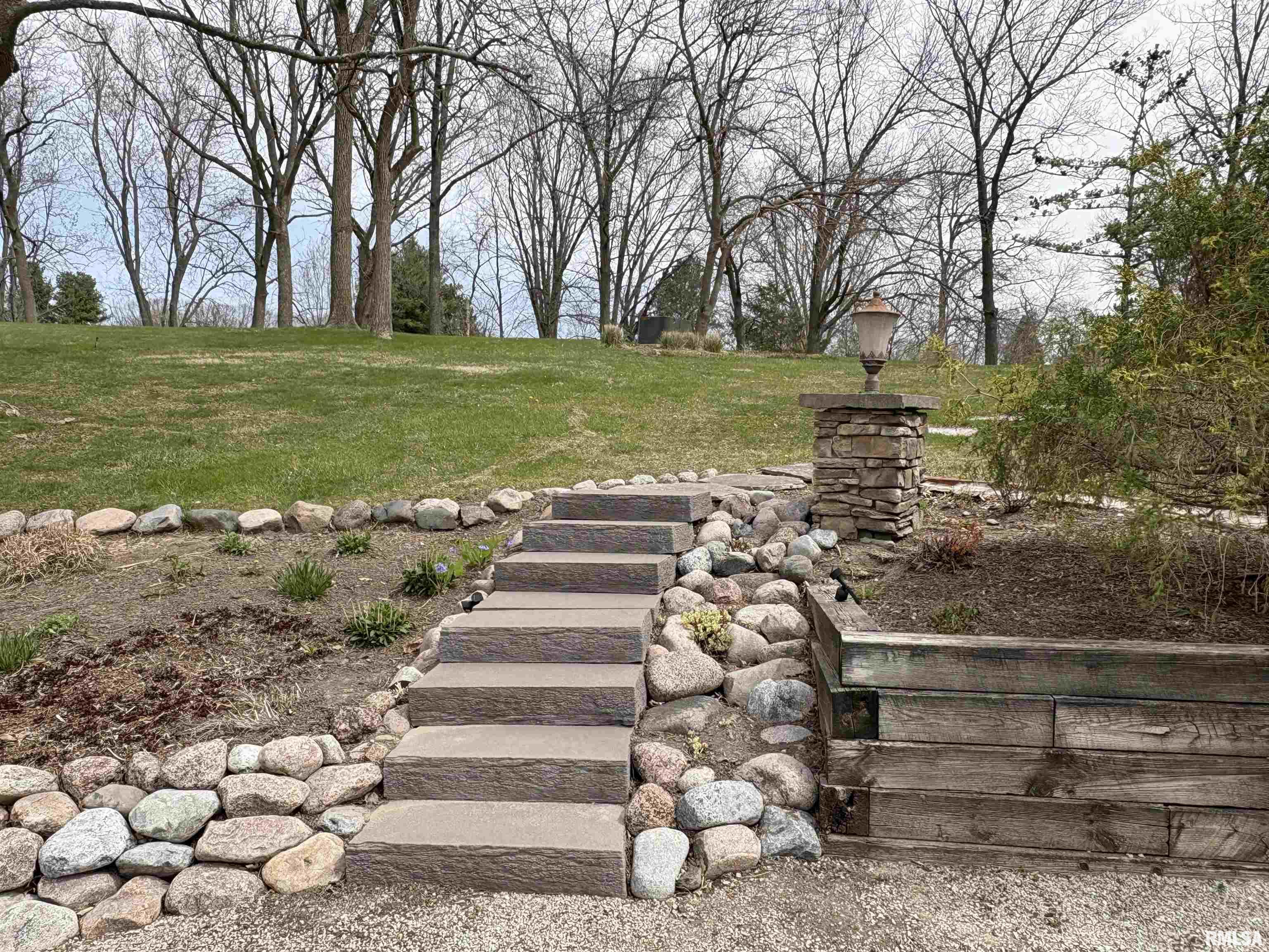 20733 N Sequoia Curve, Chillicothe, Illinois image 3
