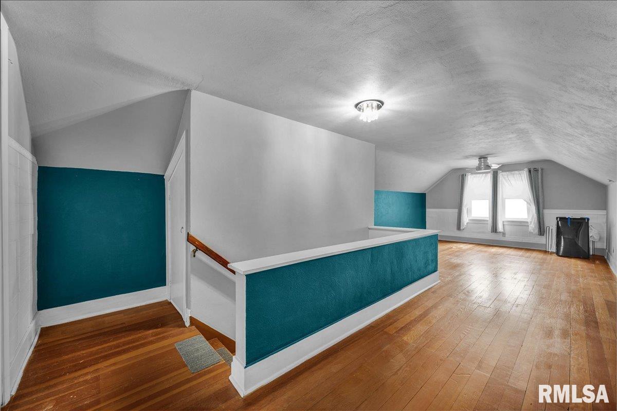 310 N 5th Street, Dunlap, Illinois image 15