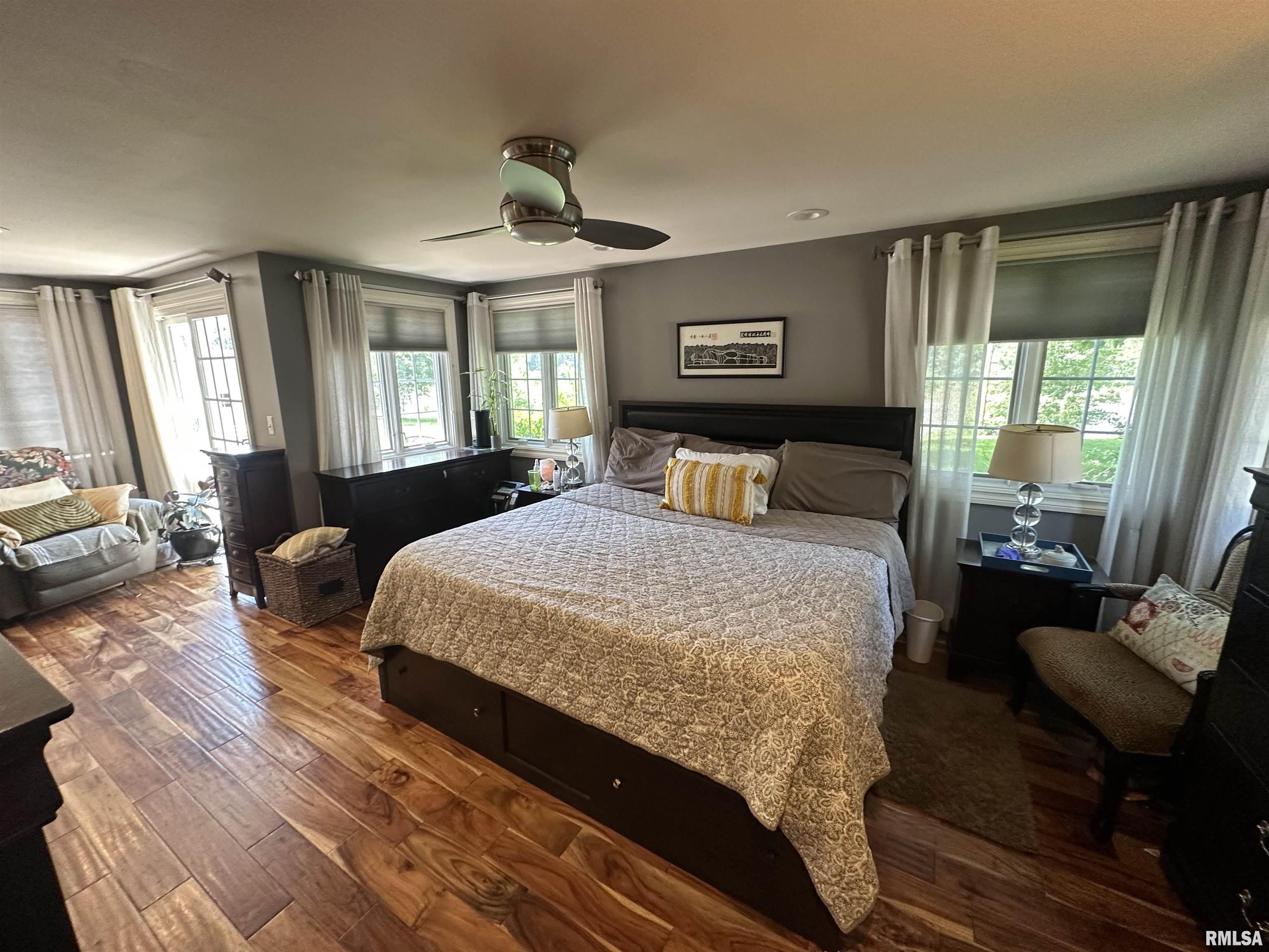 355 N Lakeview Drive, Salem, Illinois image 15