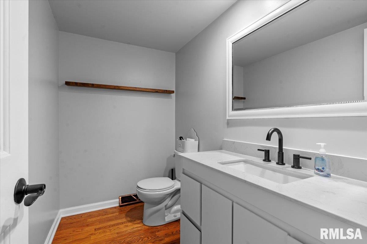 3108 Victoria Drive, Springfield, Illinois image 15