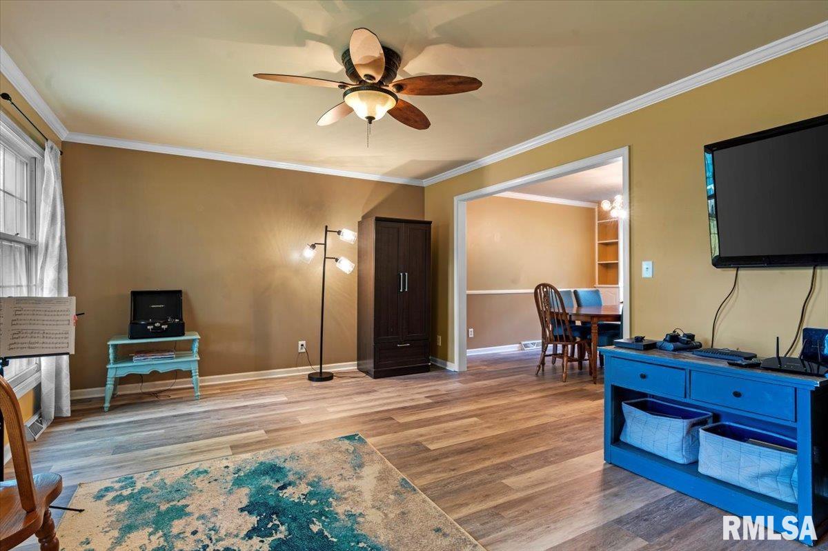 3108 Victoria Drive, Springfield, Illinois image 9