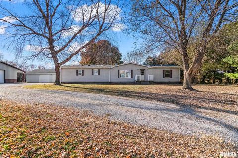 Homes For Sale - 2265 Jostes Road<br/> Sangamon County, Rochester, IL 62563