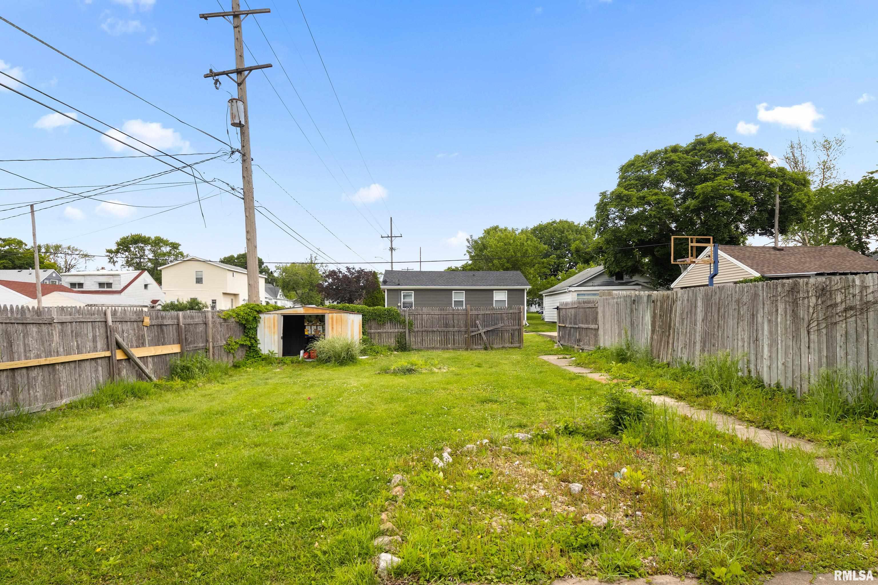 1201 E Hines Avenue, Peoria Heights, Illinois image 2