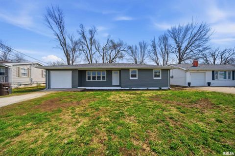 Homes For Sale - 206 Winston Lane<br/> Bartonville, IL 61607