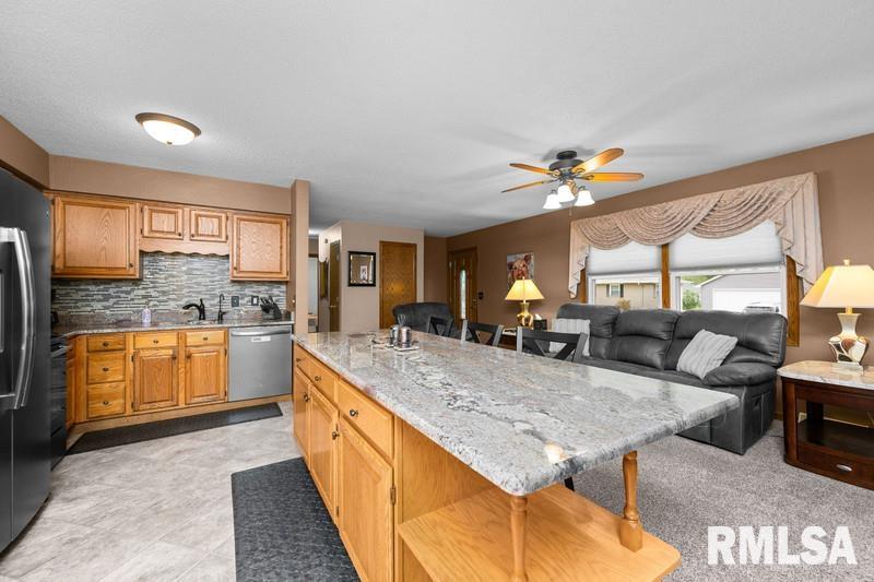 1005 17th Street, Port Byron, Illinois image 6