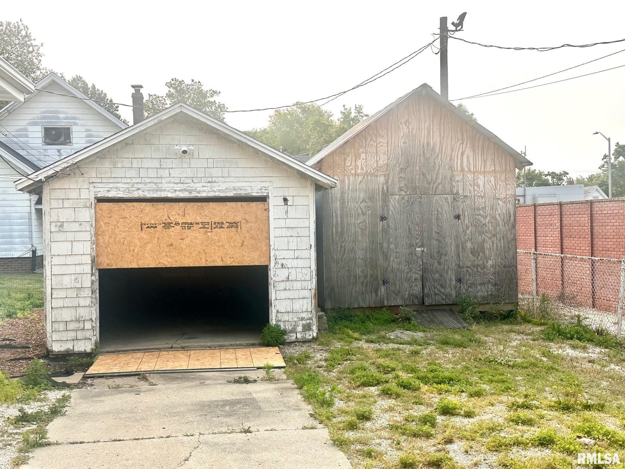 440 S Sandy Street, Jacksonville, Illinois image 18
