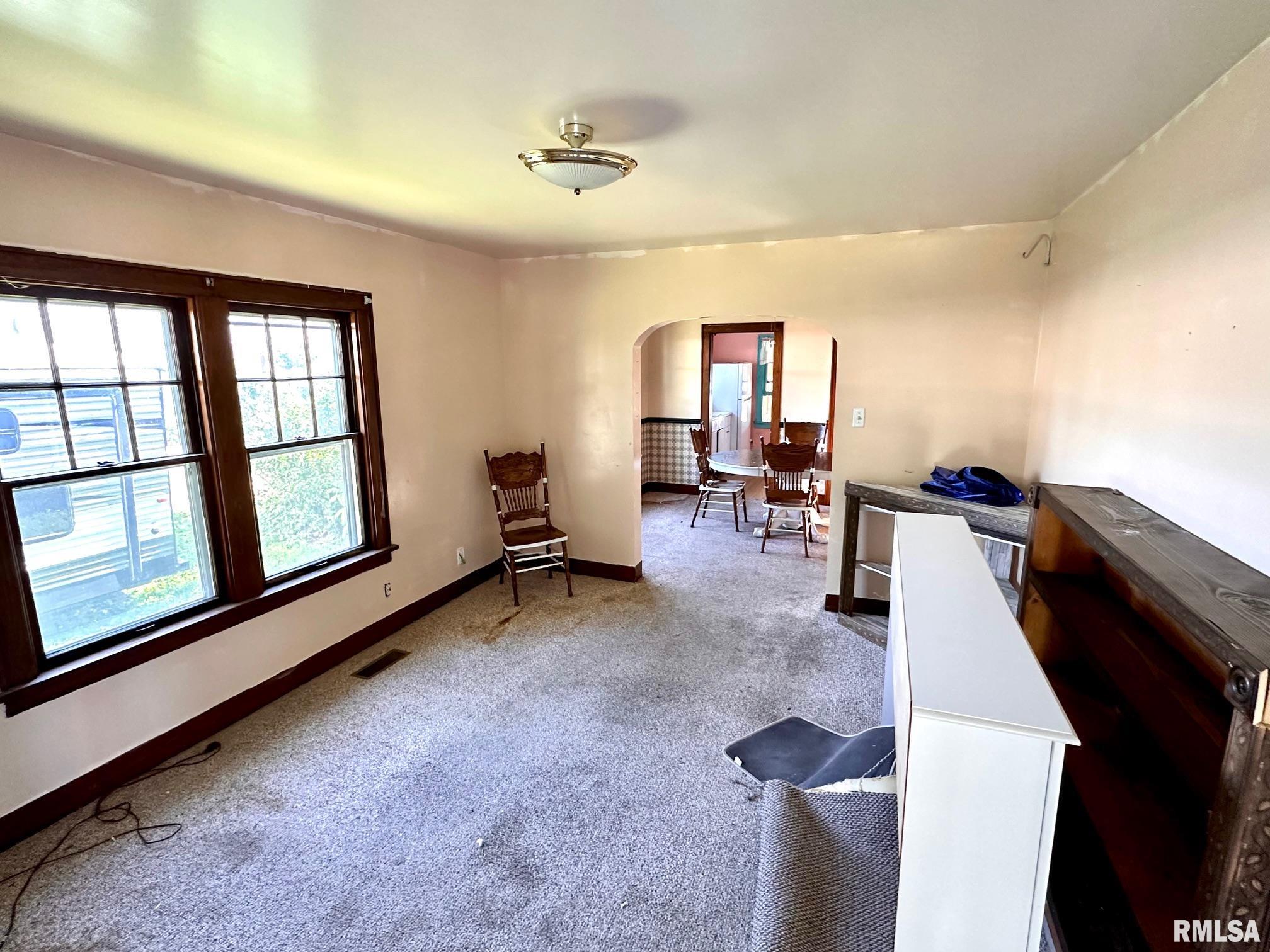 440 S Sandy Street, Jacksonville, Illinois image 4
