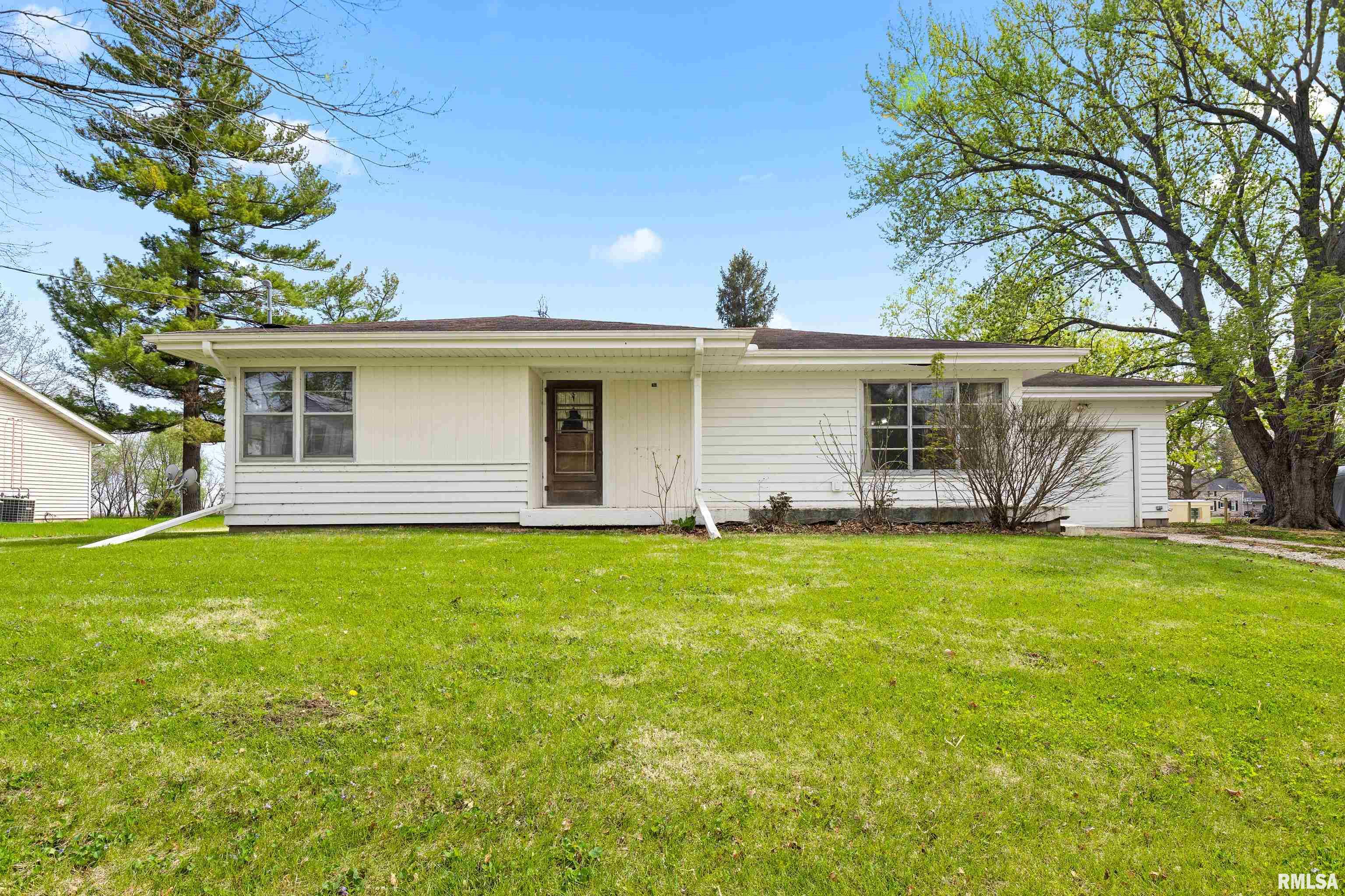 414 E Jefferson Street, Toulon, Illinois image 1