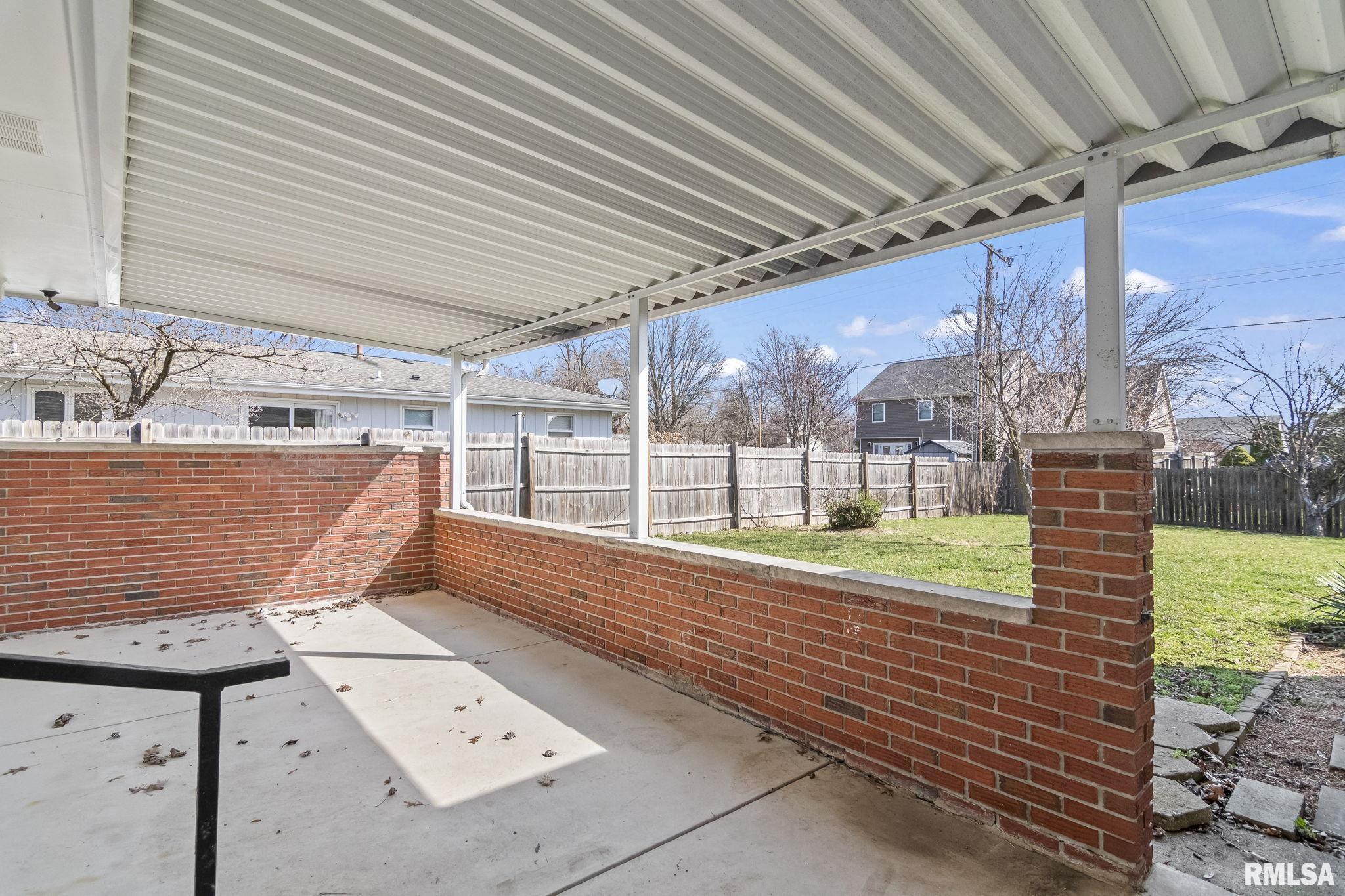2604 Arlington Drive, Springfield, Illinois image 35