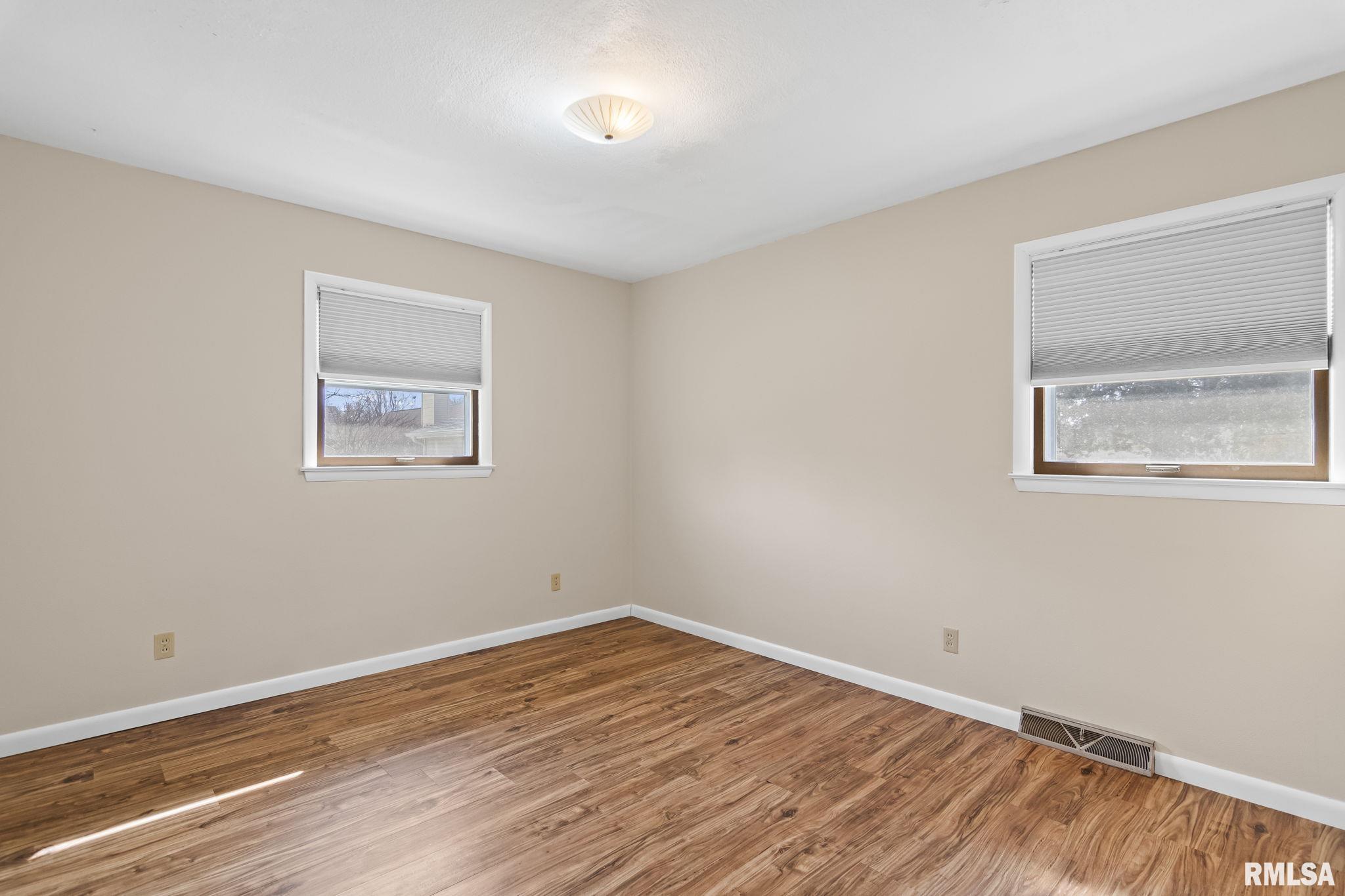 2604 Arlington Drive, Springfield, Illinois image 22