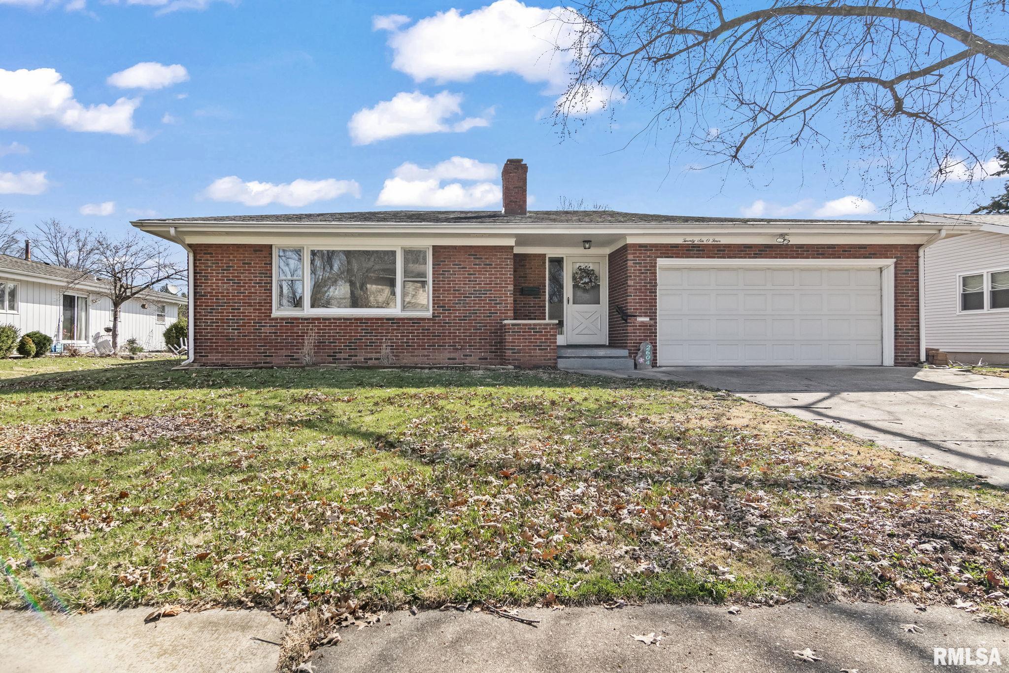 2604 Arlington Drive, Springfield, Illinois image 1