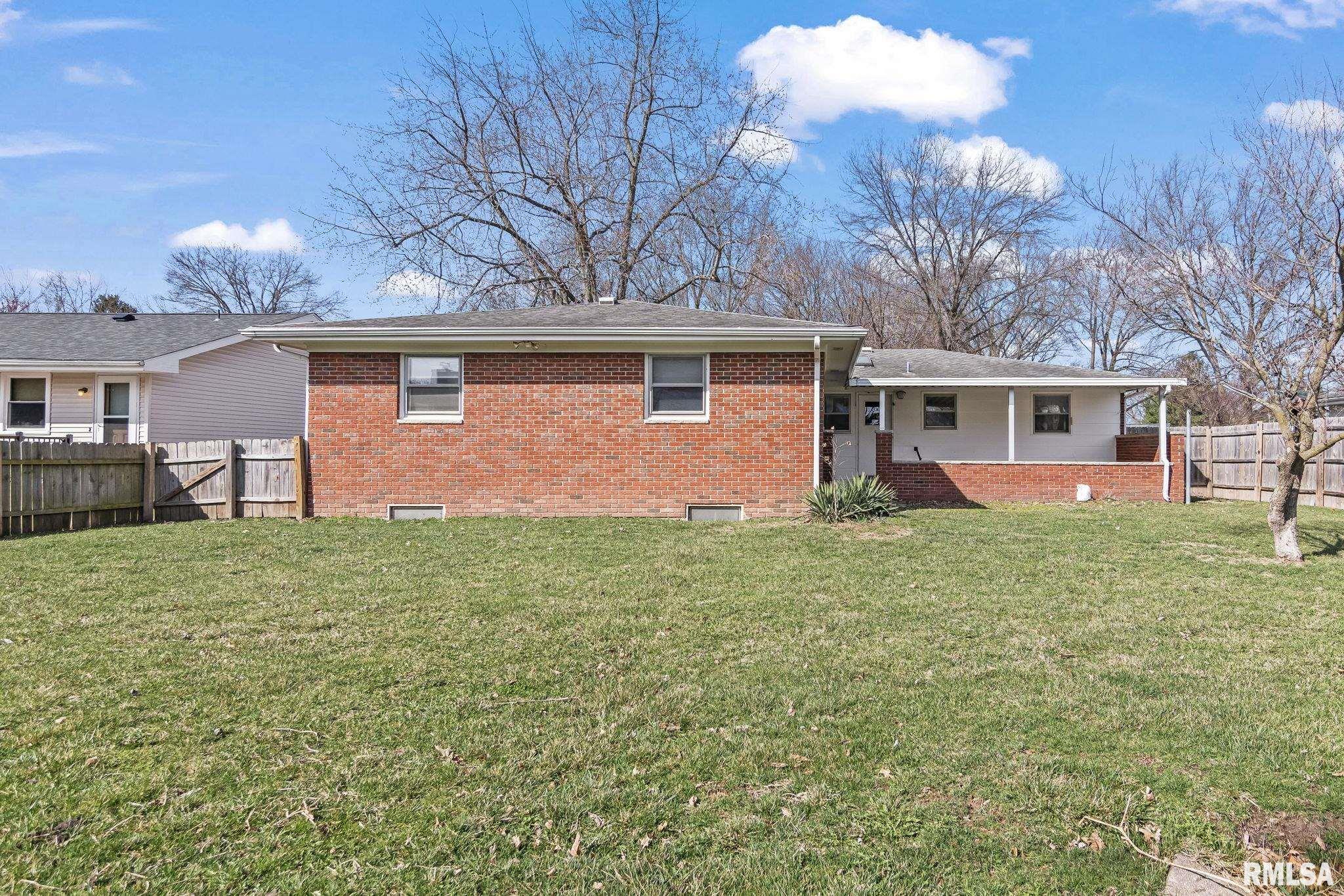 2604 Arlington Drive, Springfield, Illinois image 37
