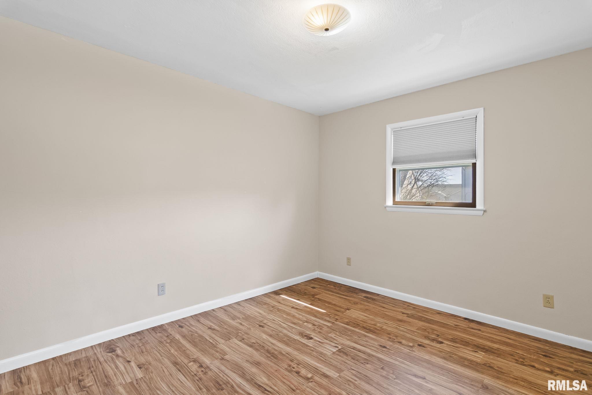 2604 Arlington Drive, Springfield, Illinois image 23