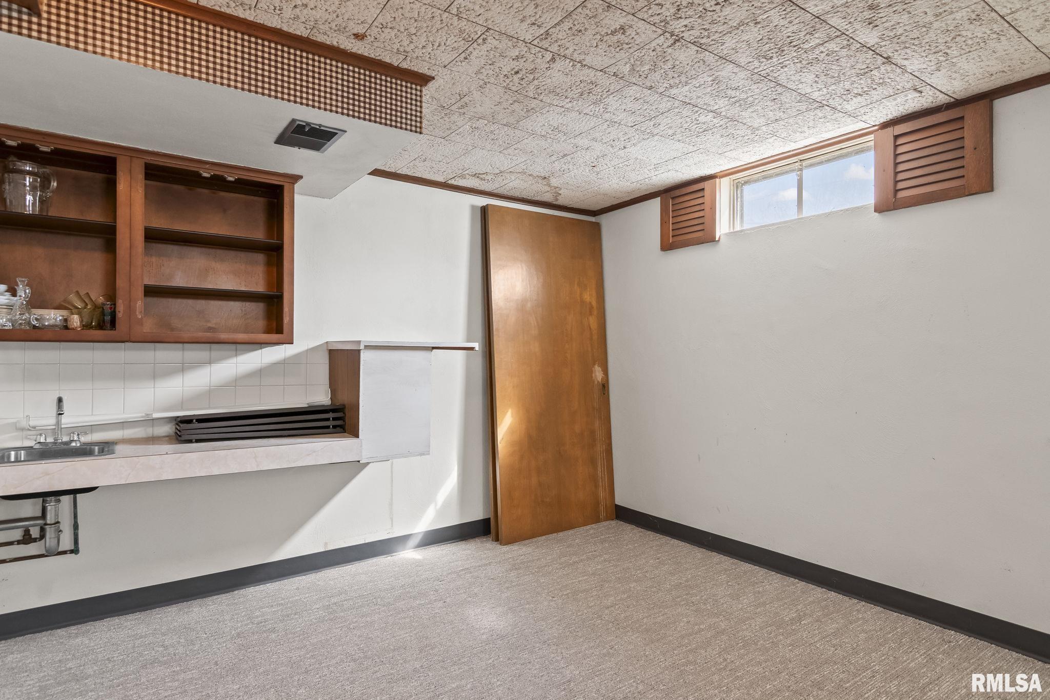 2604 Arlington Drive, Springfield, Illinois image 32