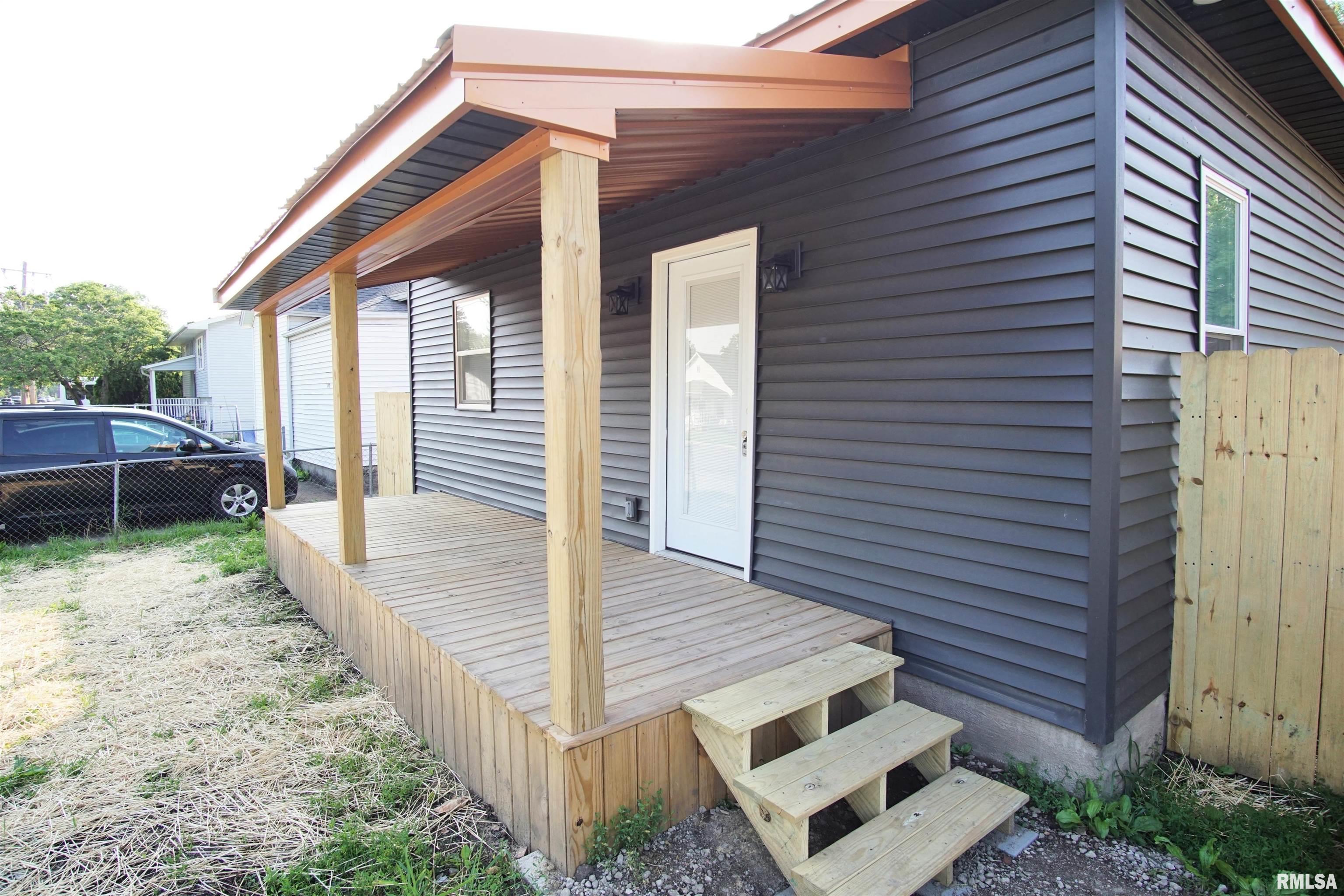310 N Sherman Street, Lincoln, Illinois image 2