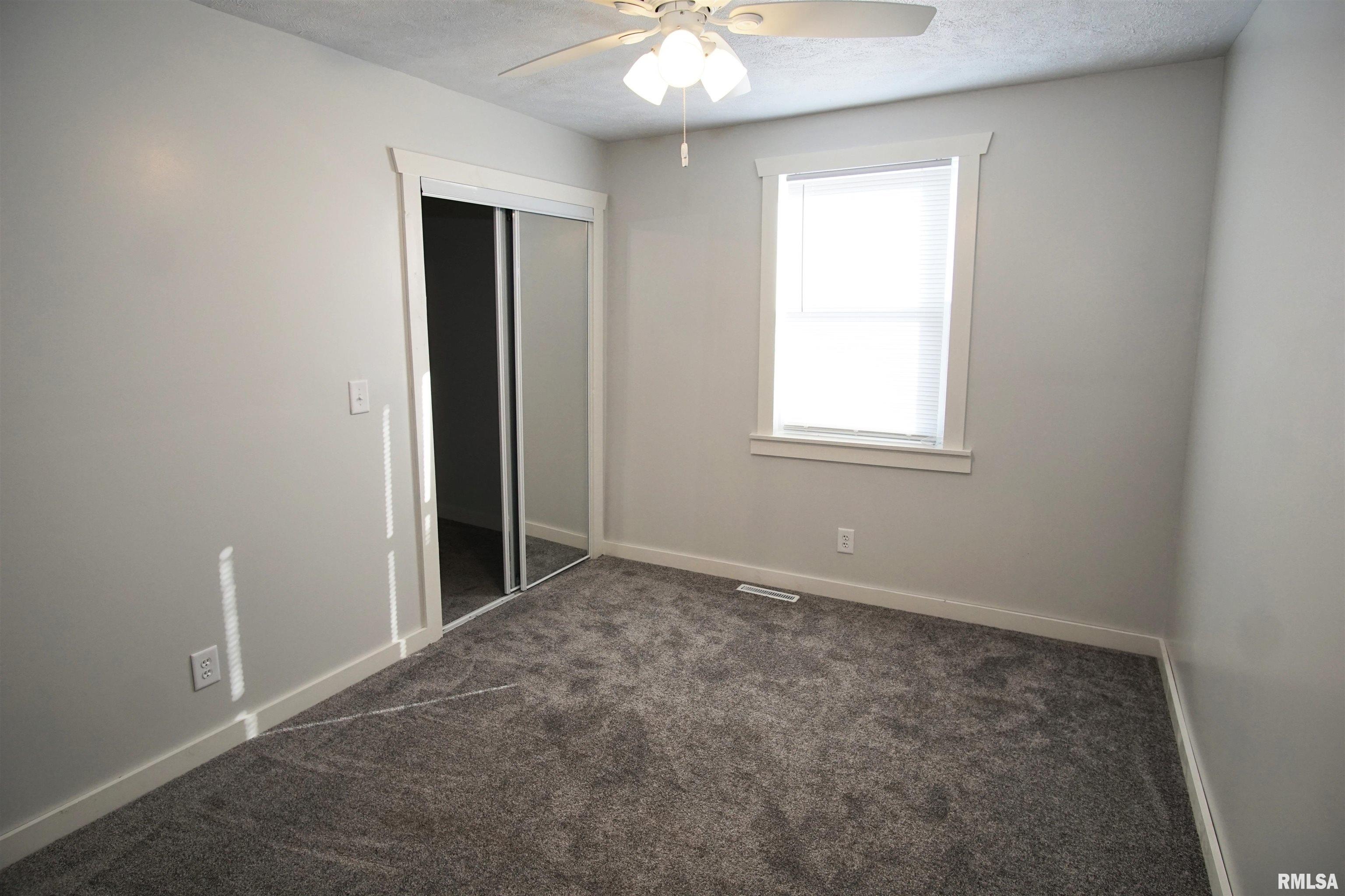 310 N Sherman Street, Lincoln, Illinois image 16