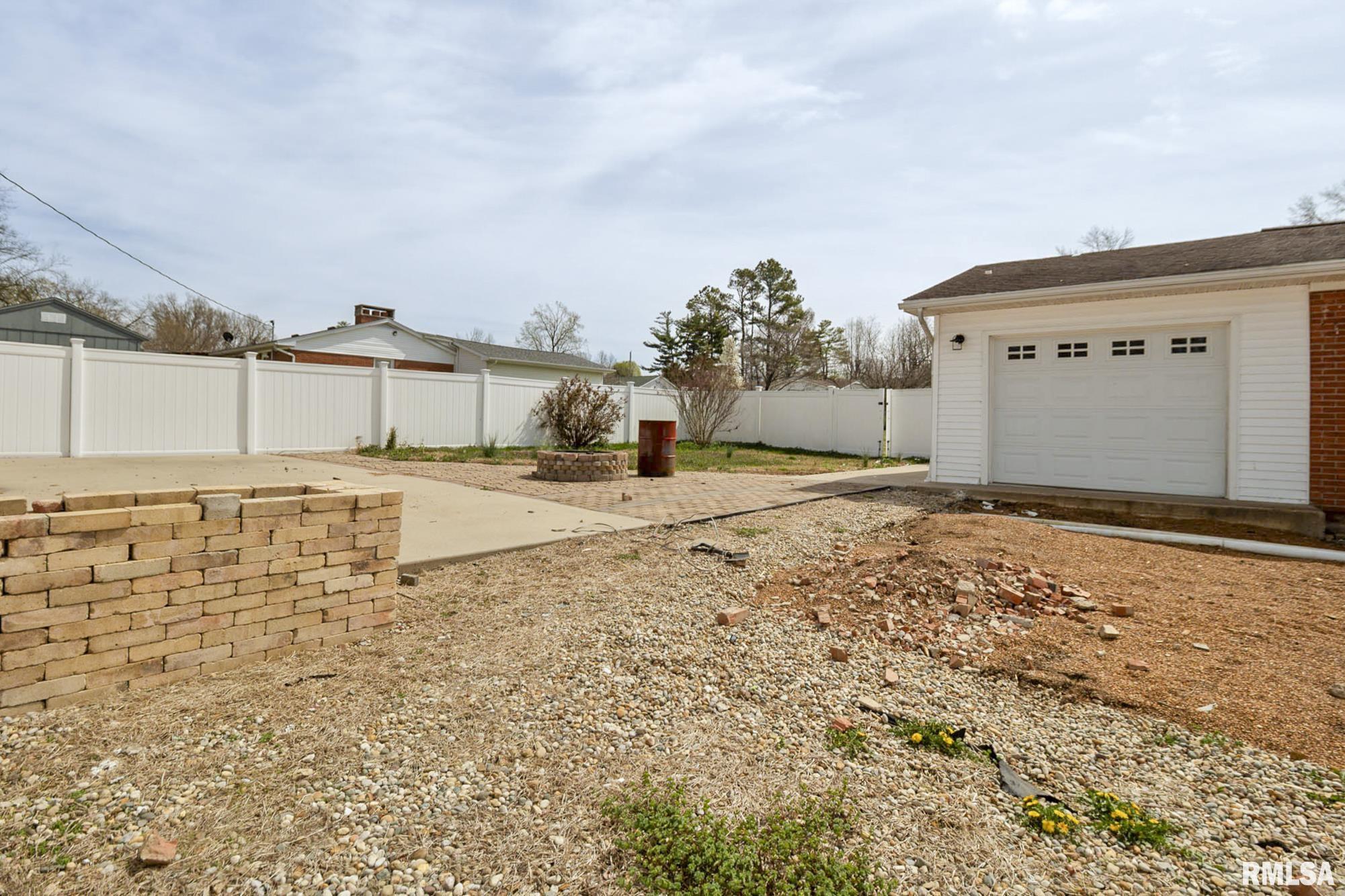600 Indian Hill Drive, Herrin, Illinois image 24