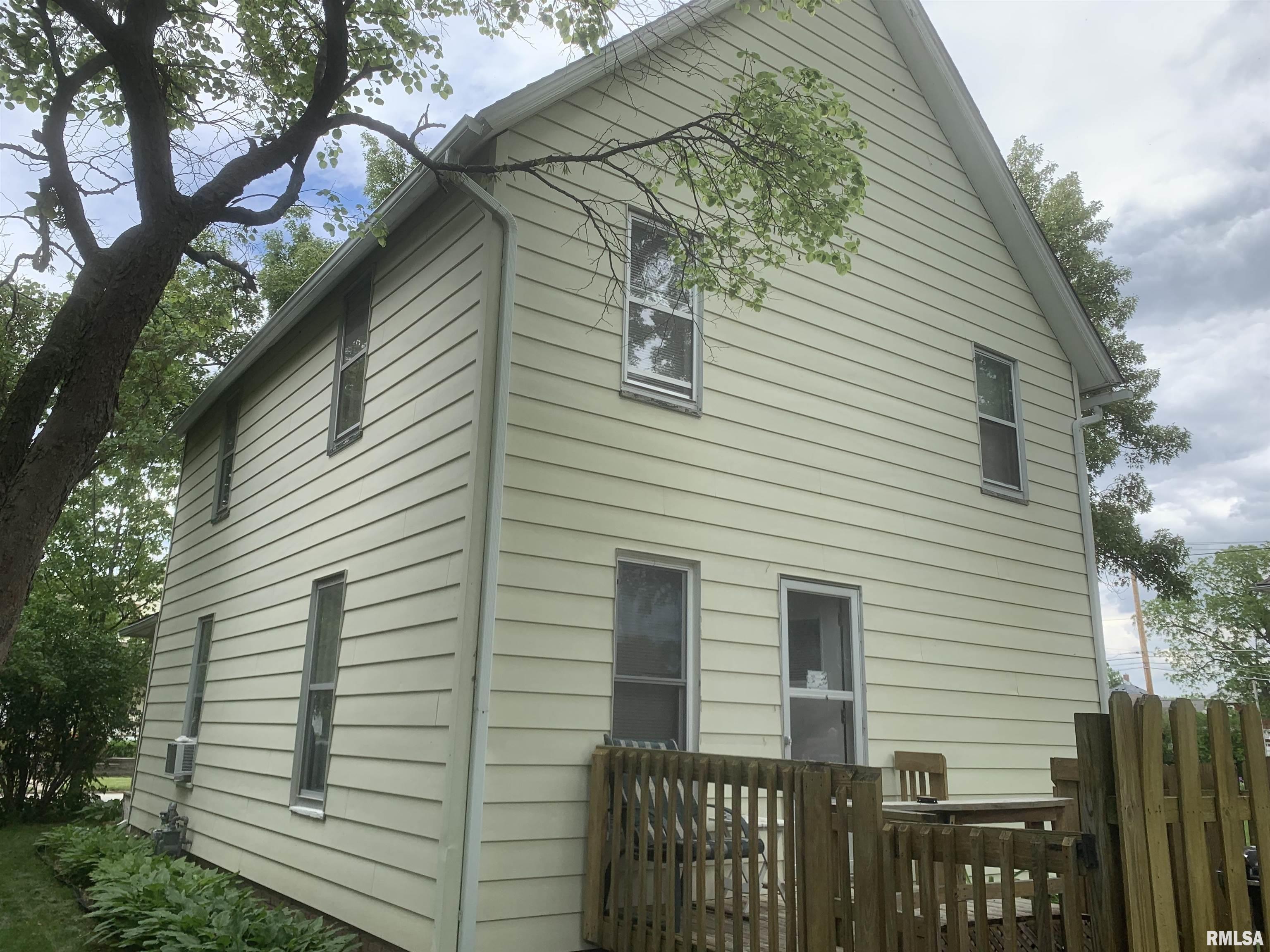 1424 29th Avenue, Moline, Illinois image 7