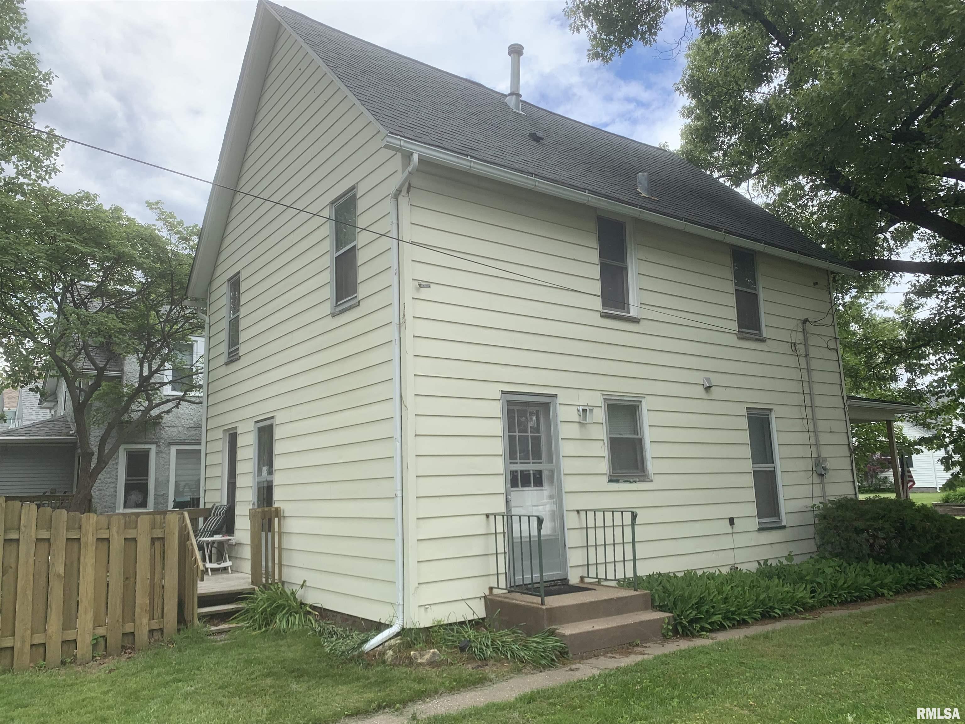 1424 29th Avenue, Moline, Illinois image 4