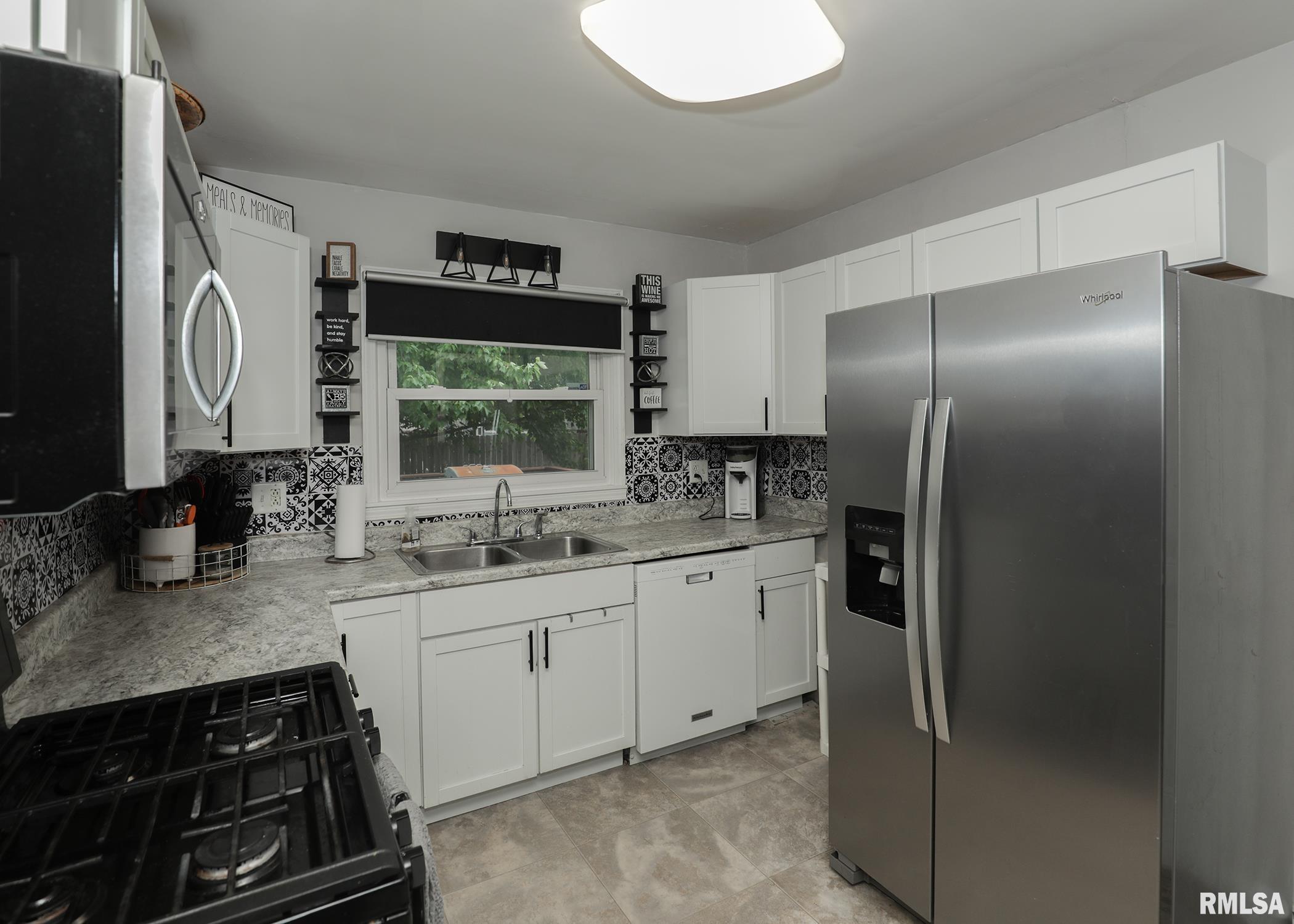 1407 53rd Street, Moline, Illinois image 13