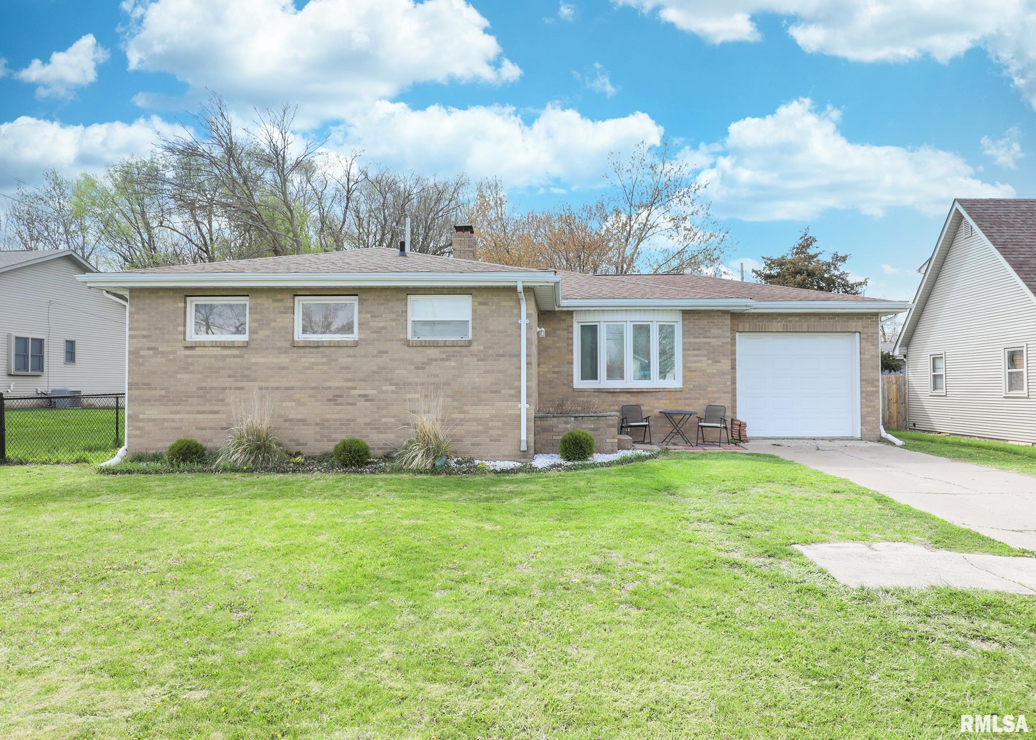 1407 53rd Street, Moline, Illinois image 2