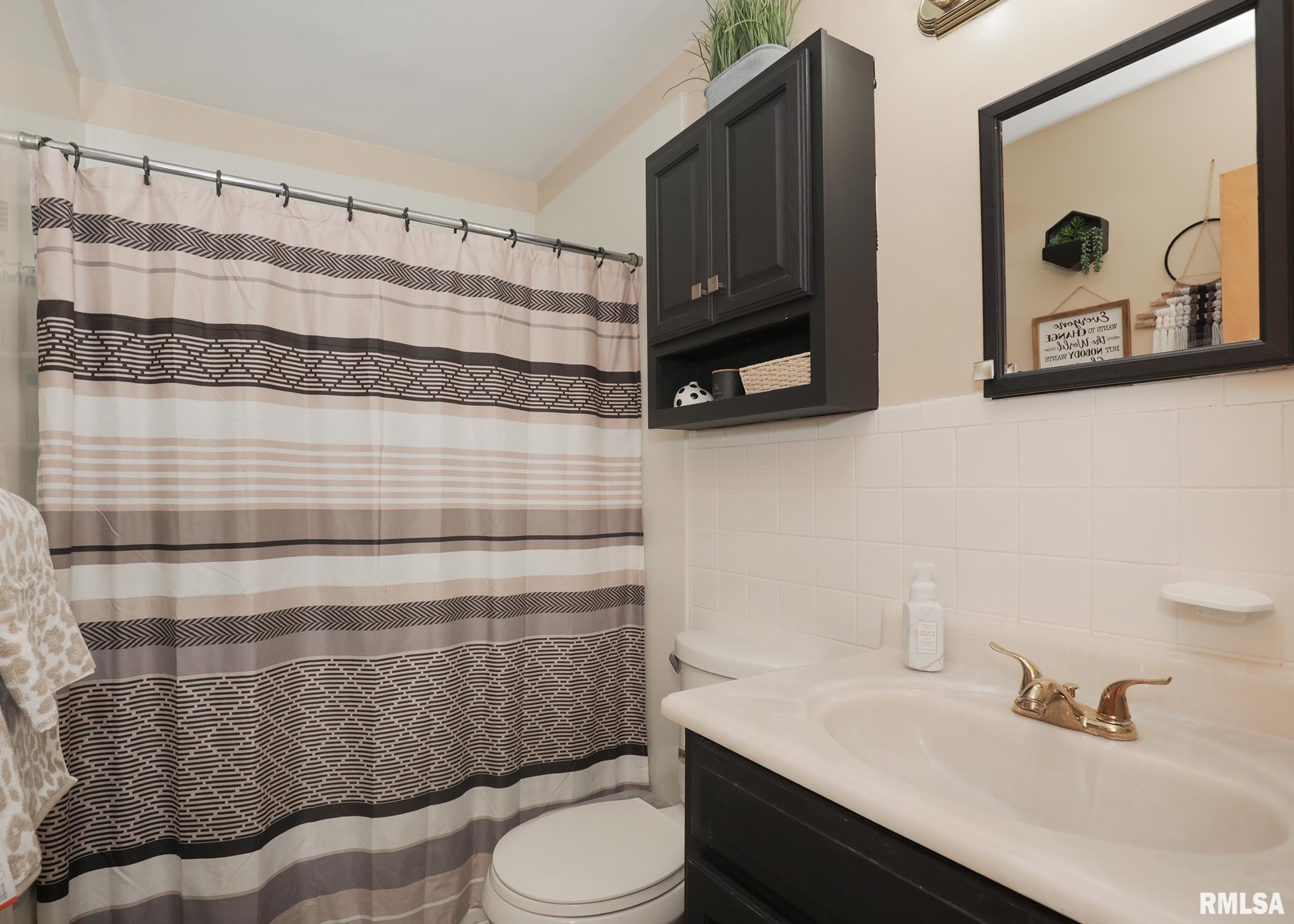 1407 53rd Street, Moline, Illinois image 22