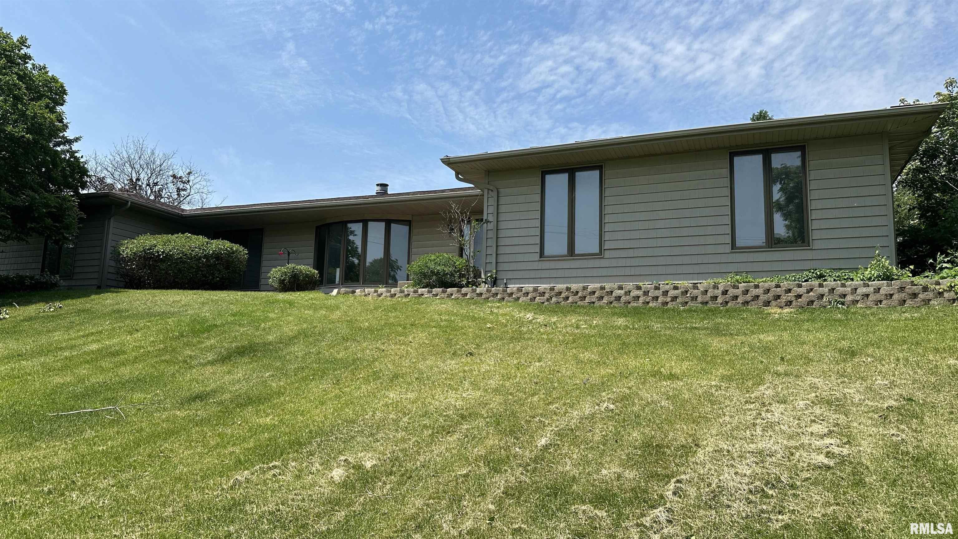 3190 27th Street, Milan, Illinois image 2
