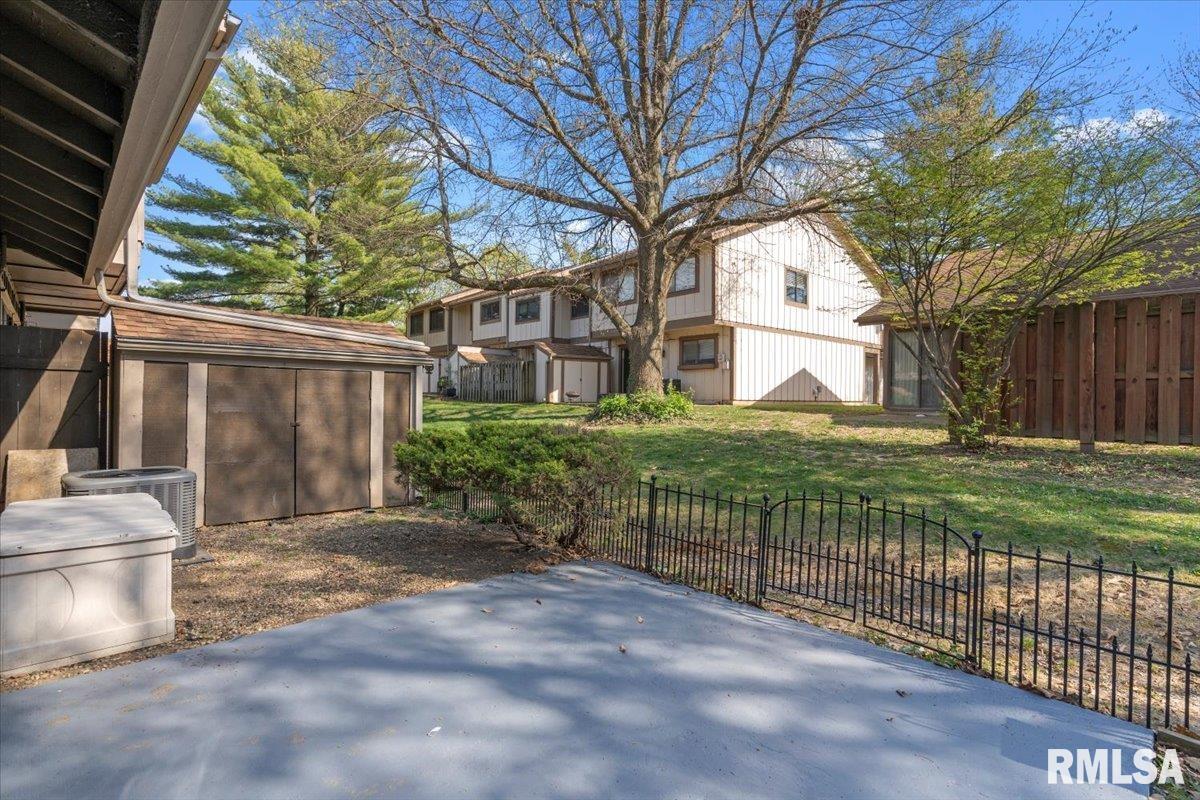 12 Redwood Lane, Springfield, Illinois image 20